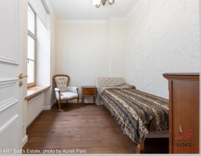 Dome center apartment