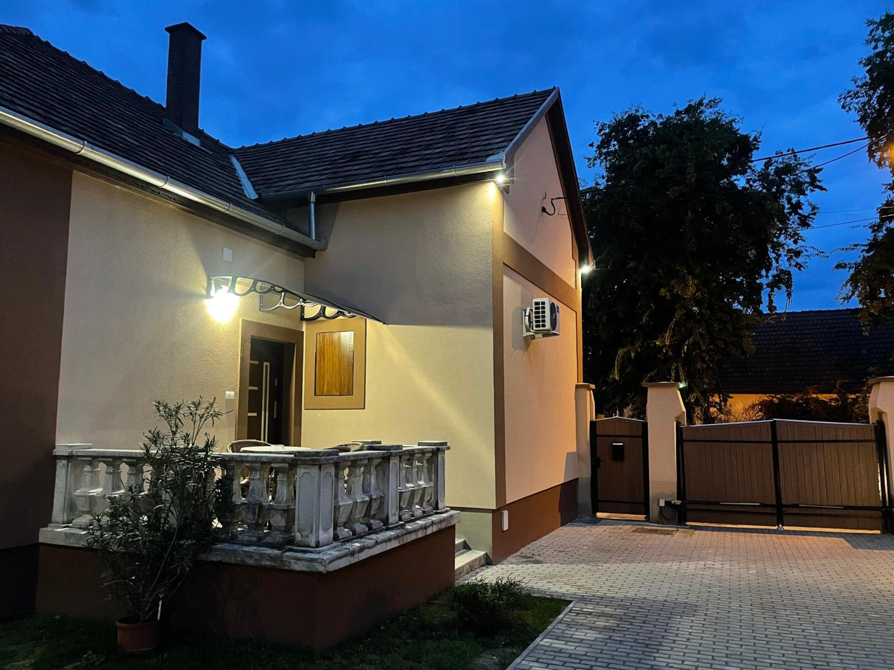 Kovács Apartmanház view 3