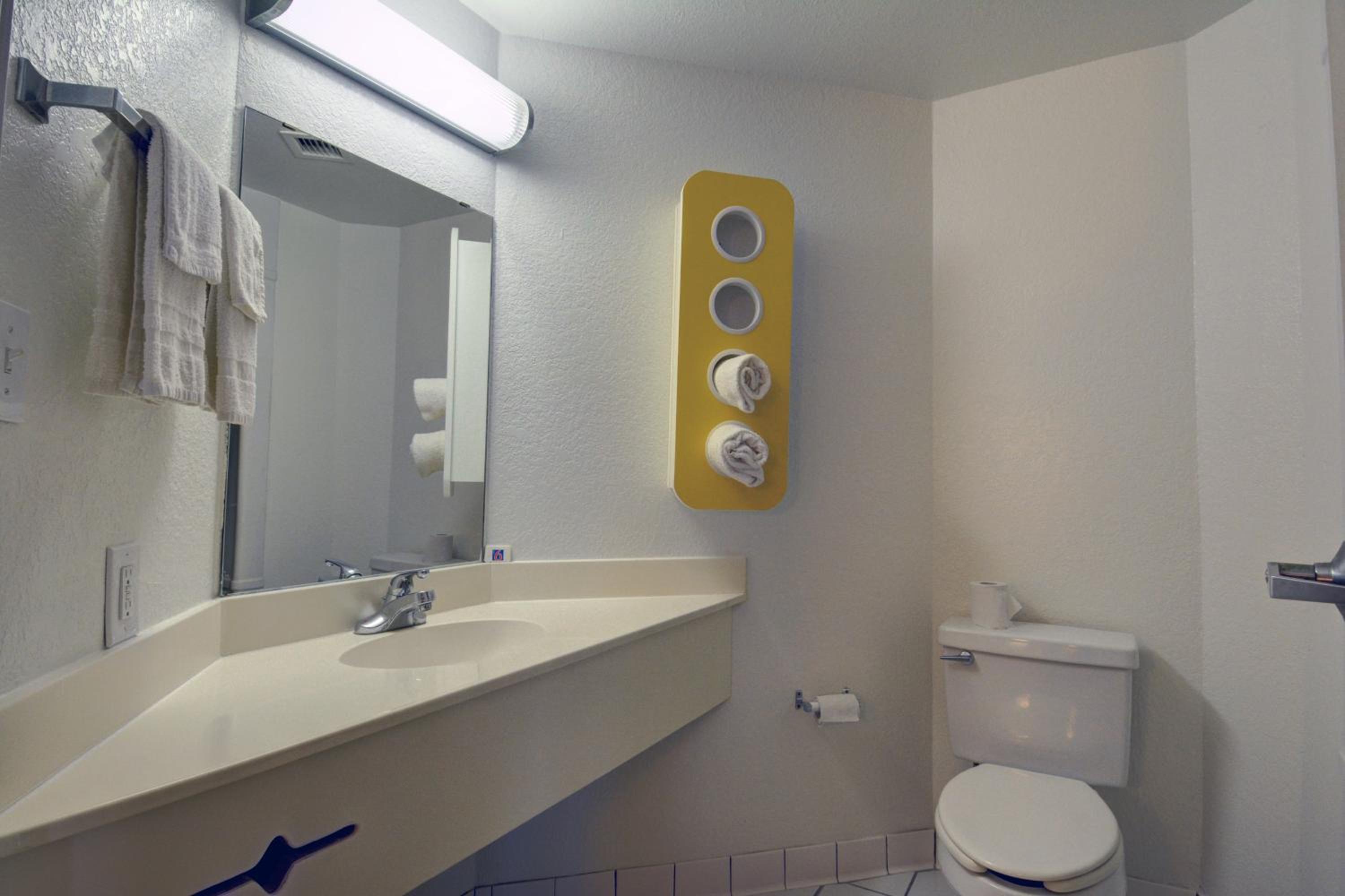 Denison Vacations - Motel 6-Denison, TX - Property Image 8