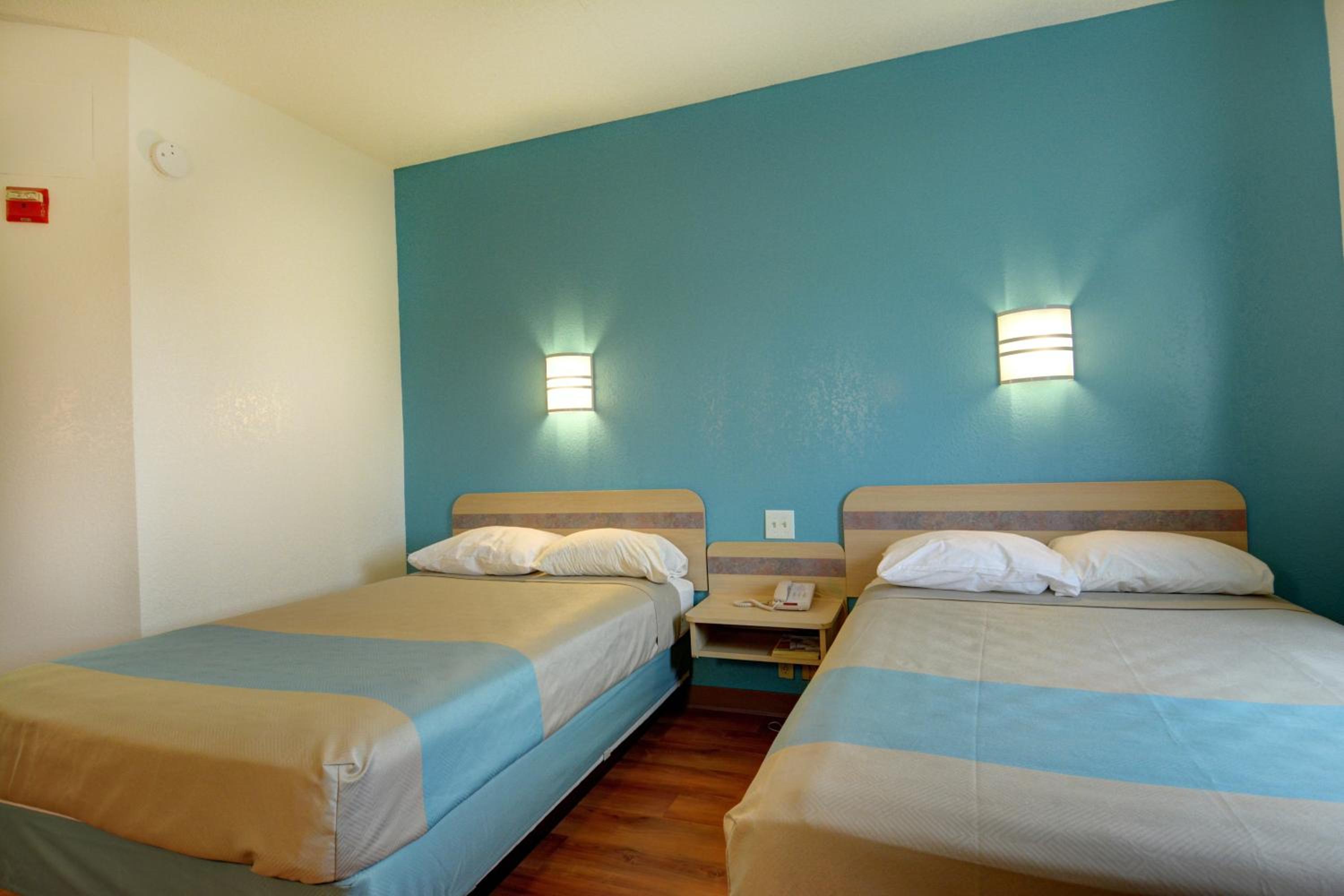 Denison Vacations - Motel 6-Denison, TX - Property Image 10