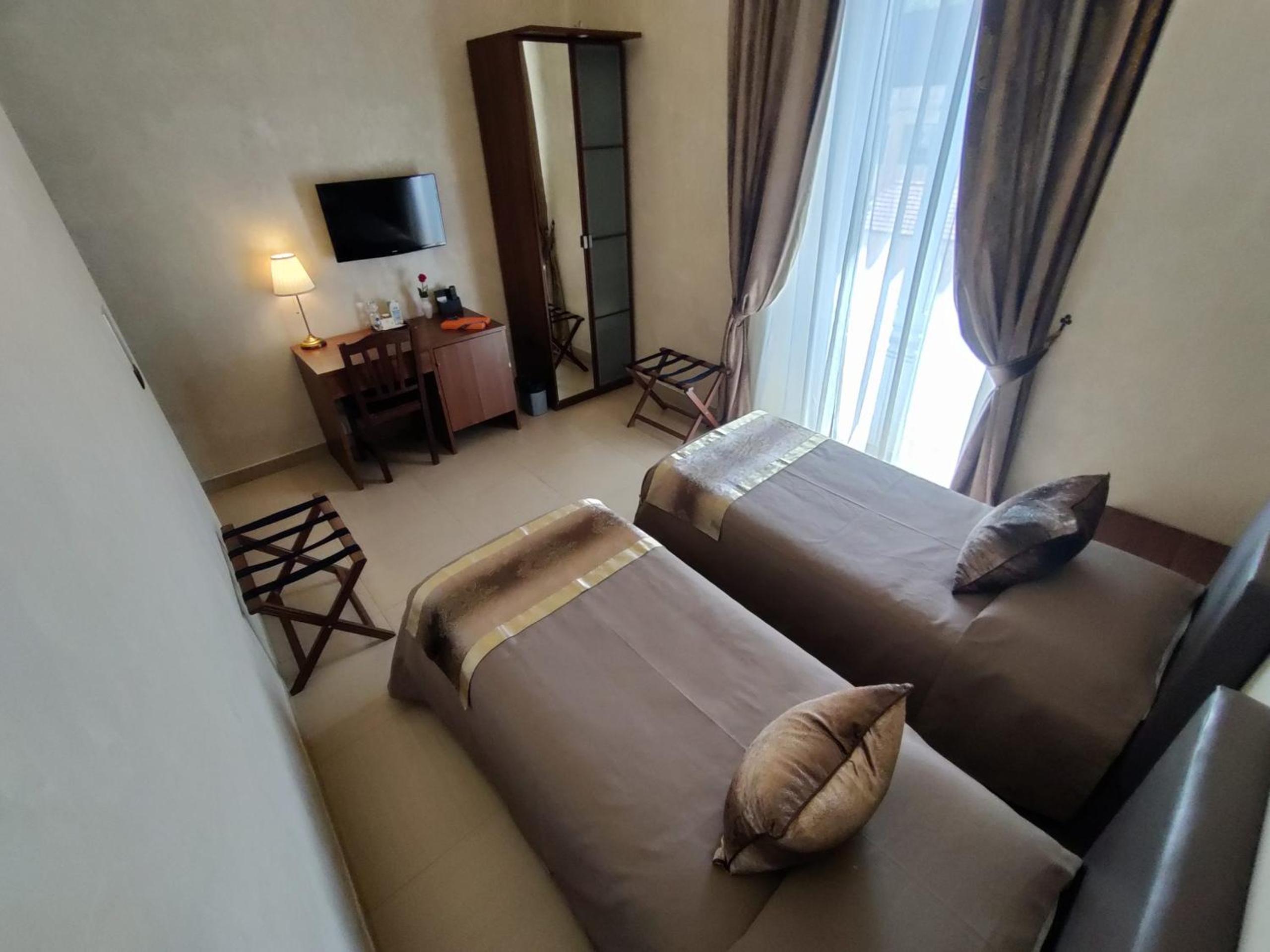 New Joyful Guest House
