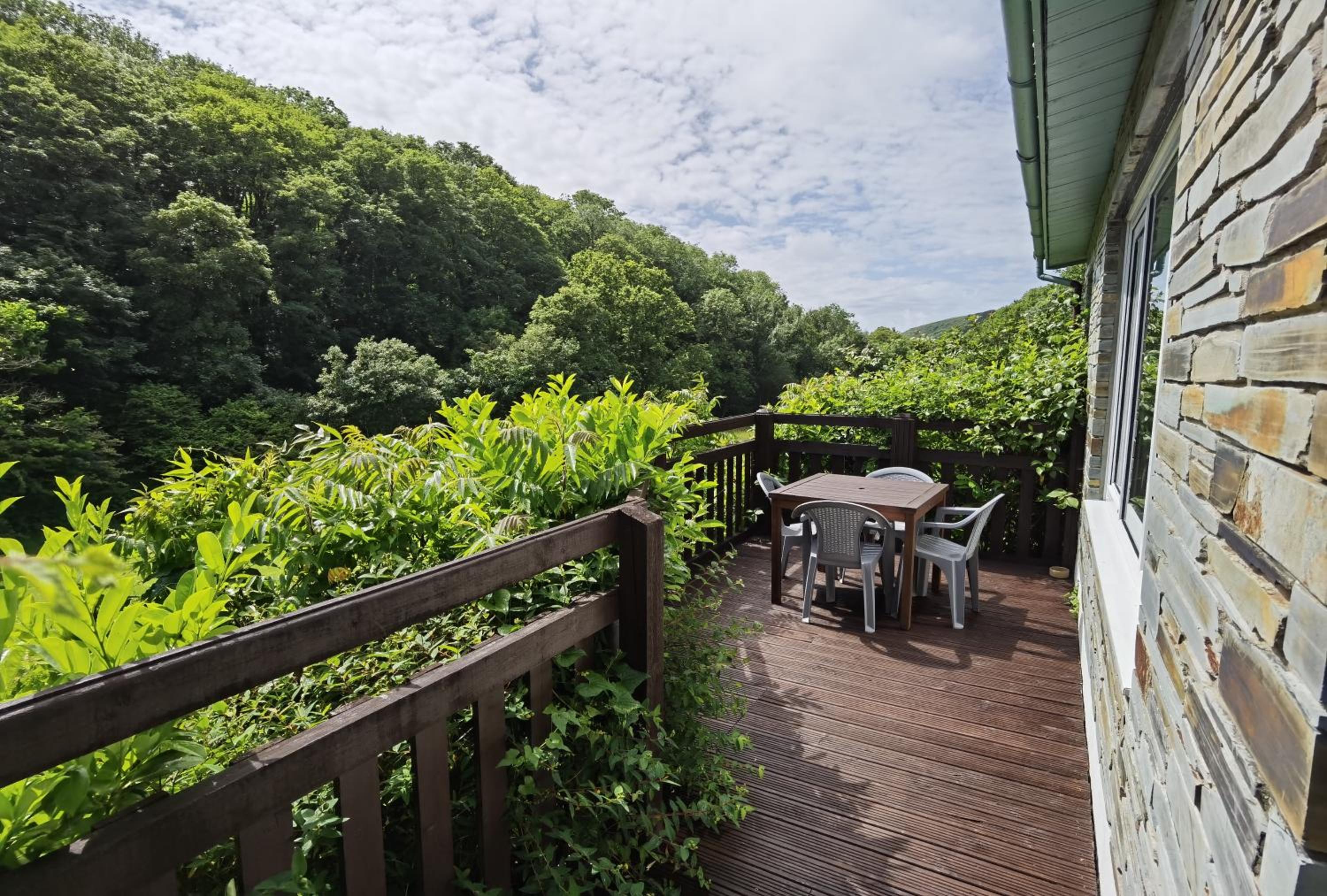Kallowen Cottage at Crackington Haven, near Bude and Boscastle, Cornwall view 5