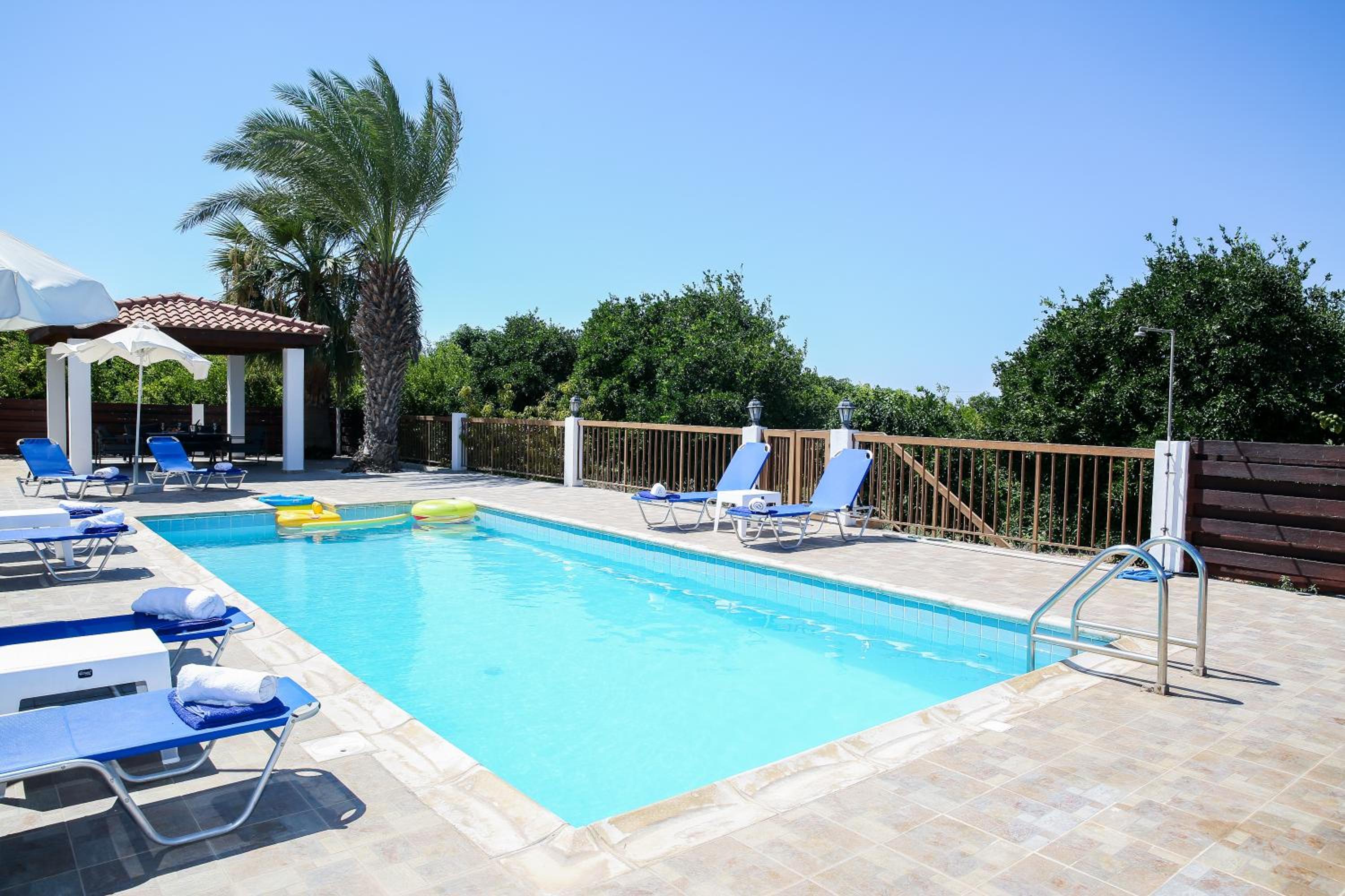 Hotel VILLA LAMBRIANA - Image 1