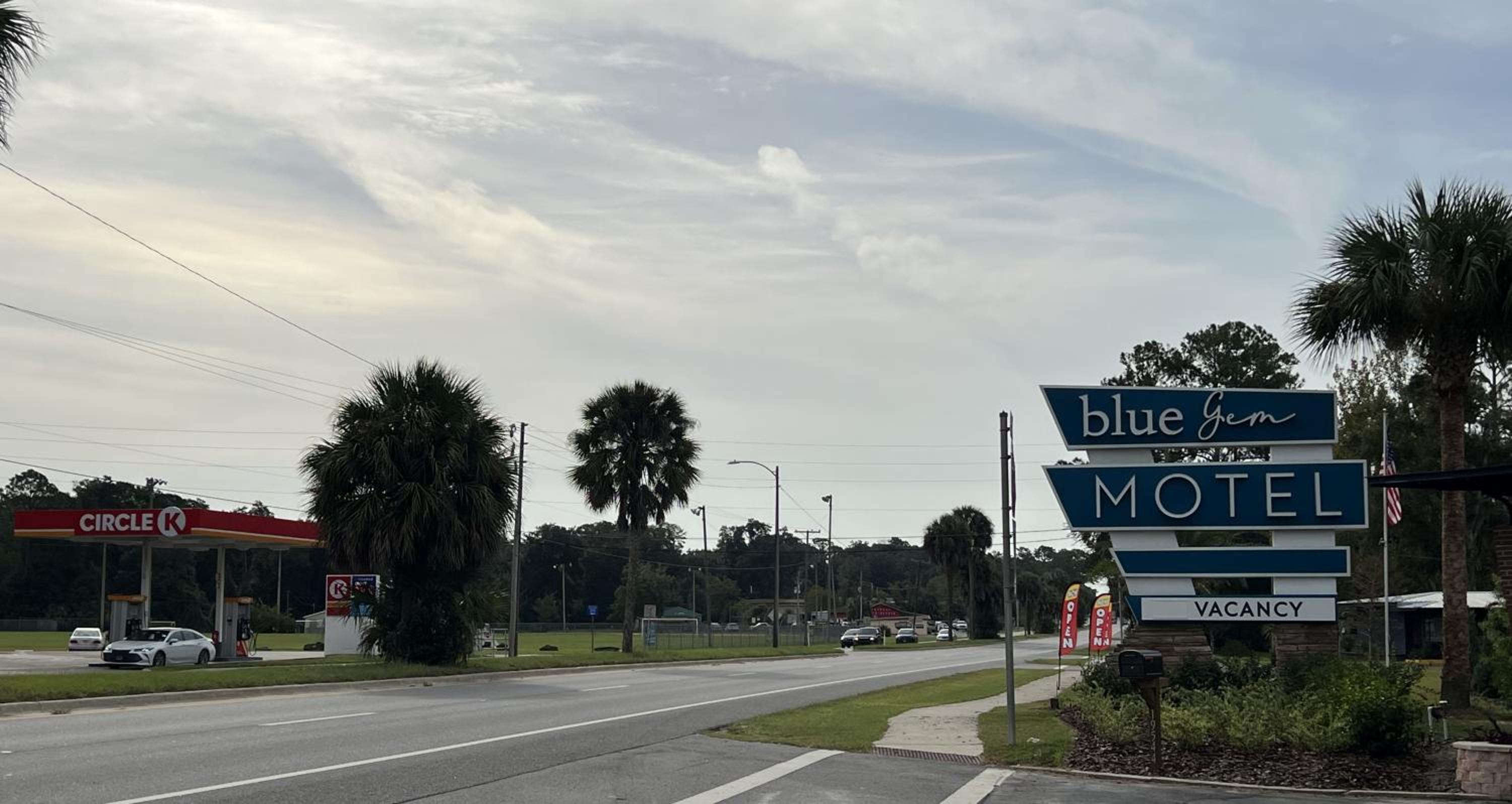 BlueGem Motel - Property Image 5