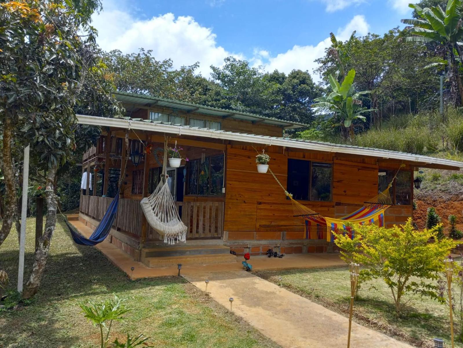 LA CASA DEL BOSQUE Via SALADITO