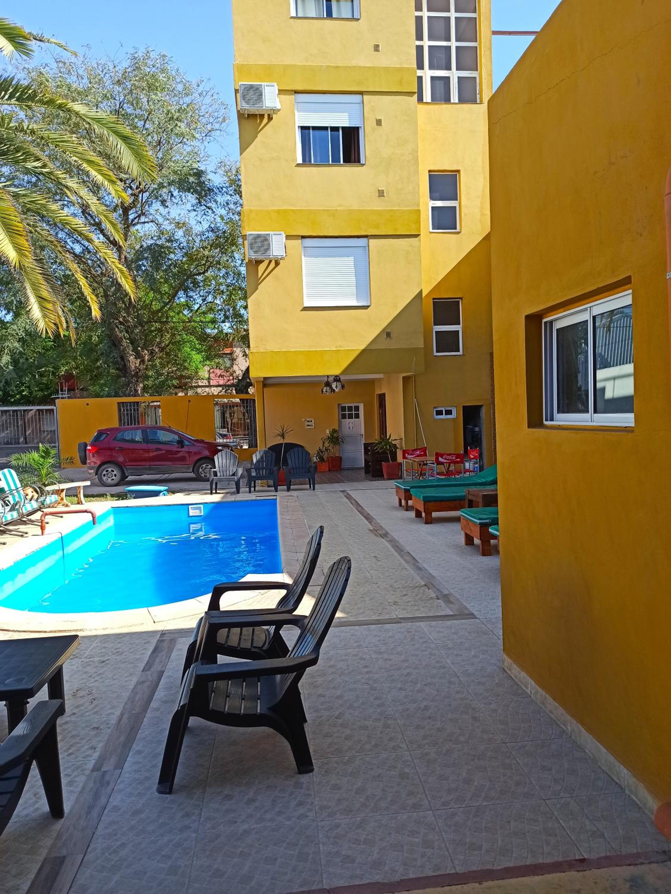 El Descanso Hotel