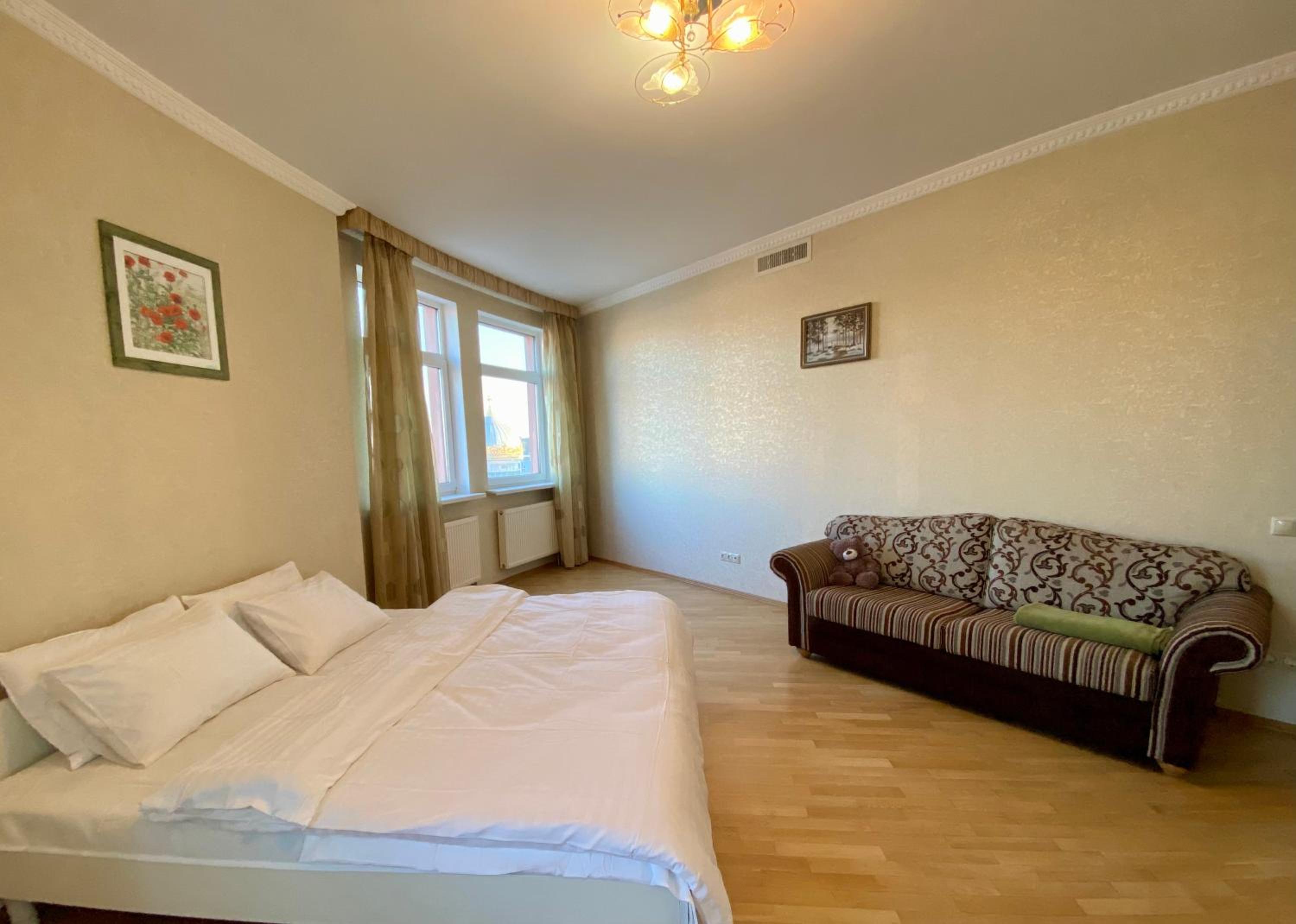 Nyvky Suite view 4