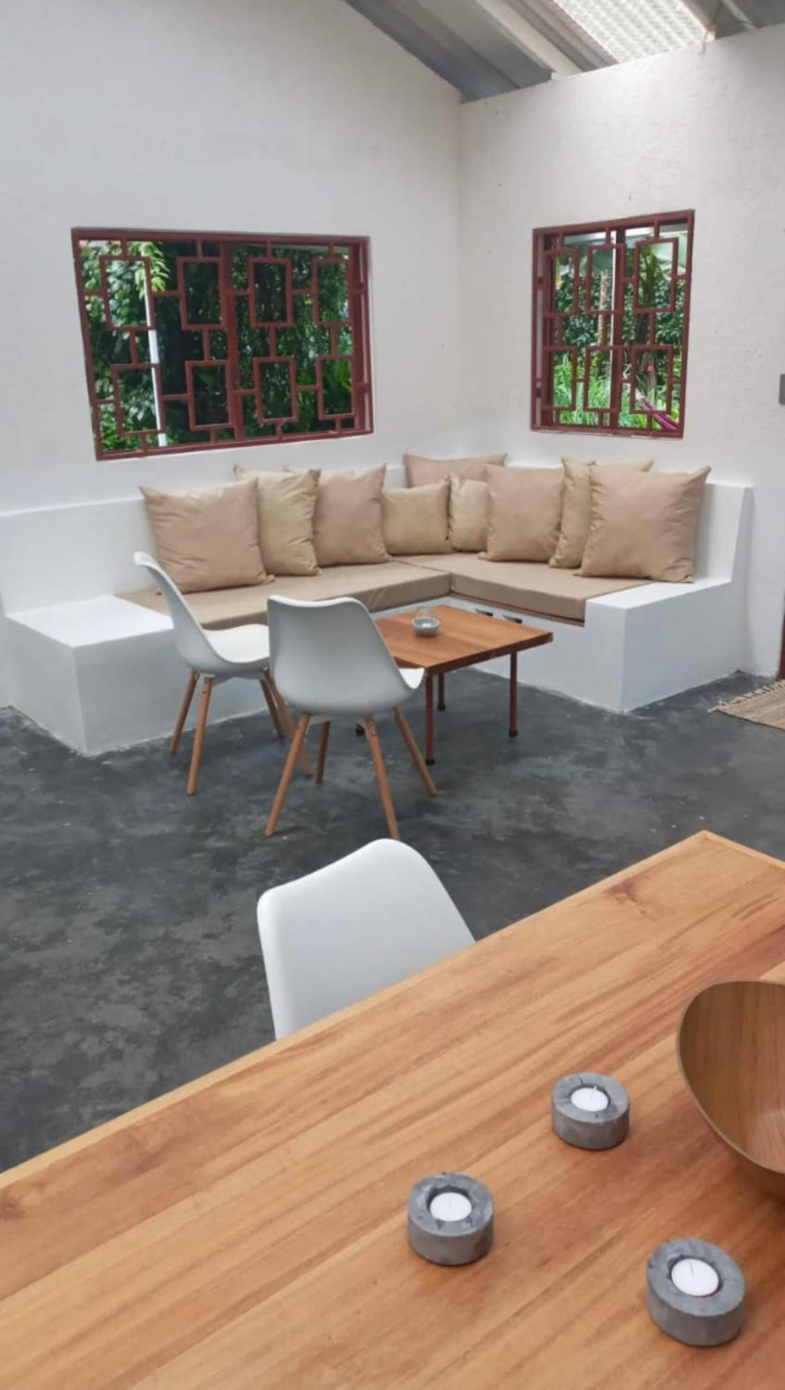 Casa Bolita