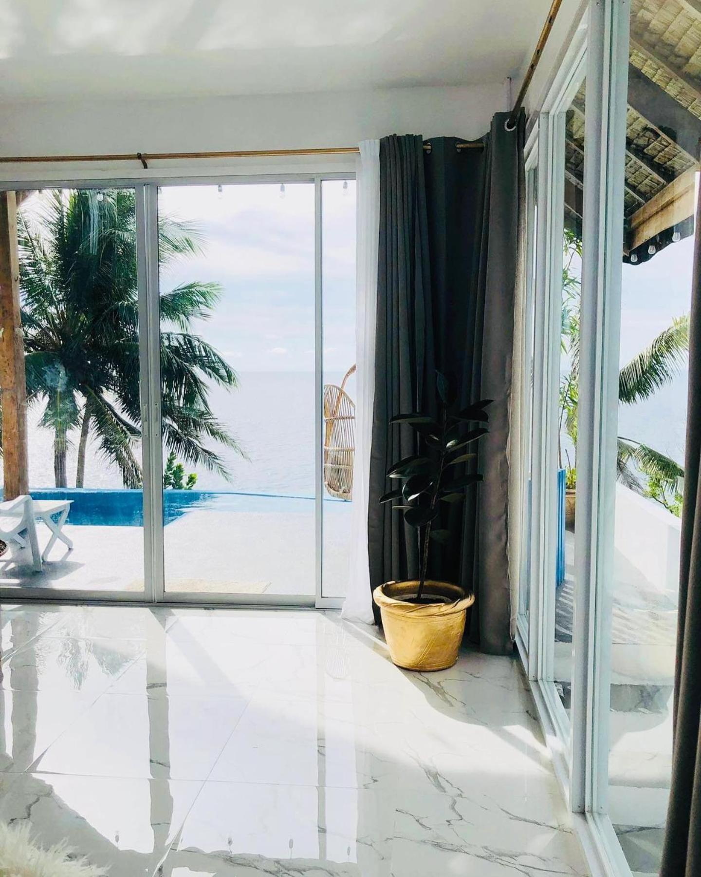 Bintana Sa Paraiso