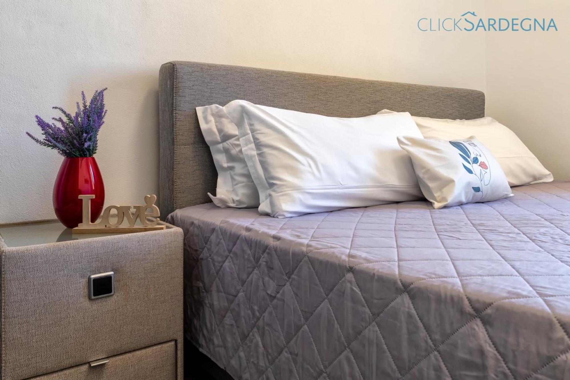 Tudor Flat sea view with WiFi unlimited, next to the sea photo 3