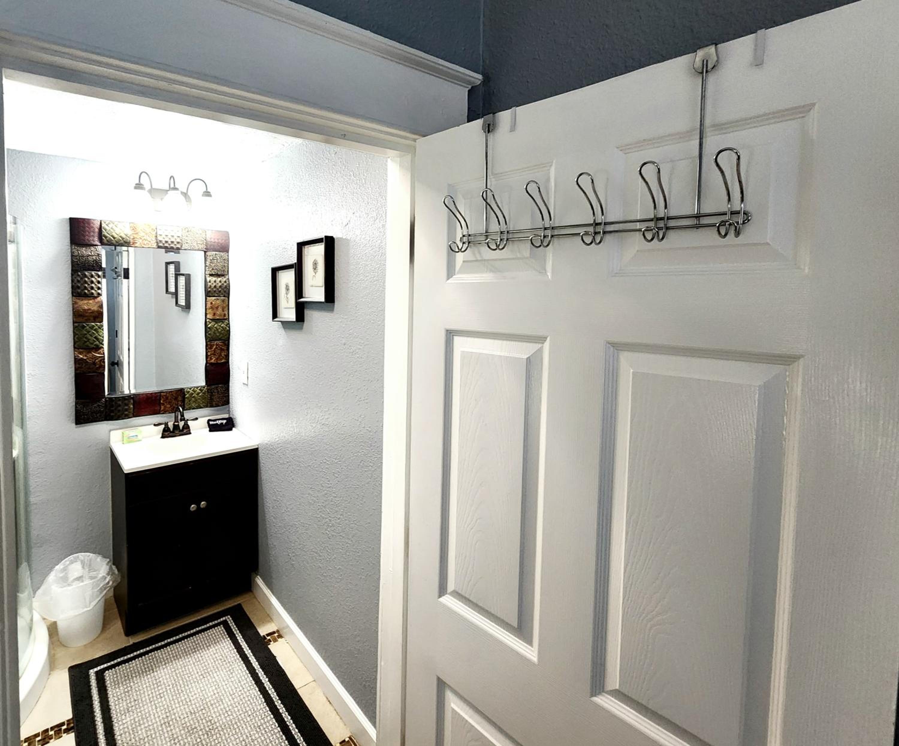 Lovely One Bedroom home/ guest house view 5