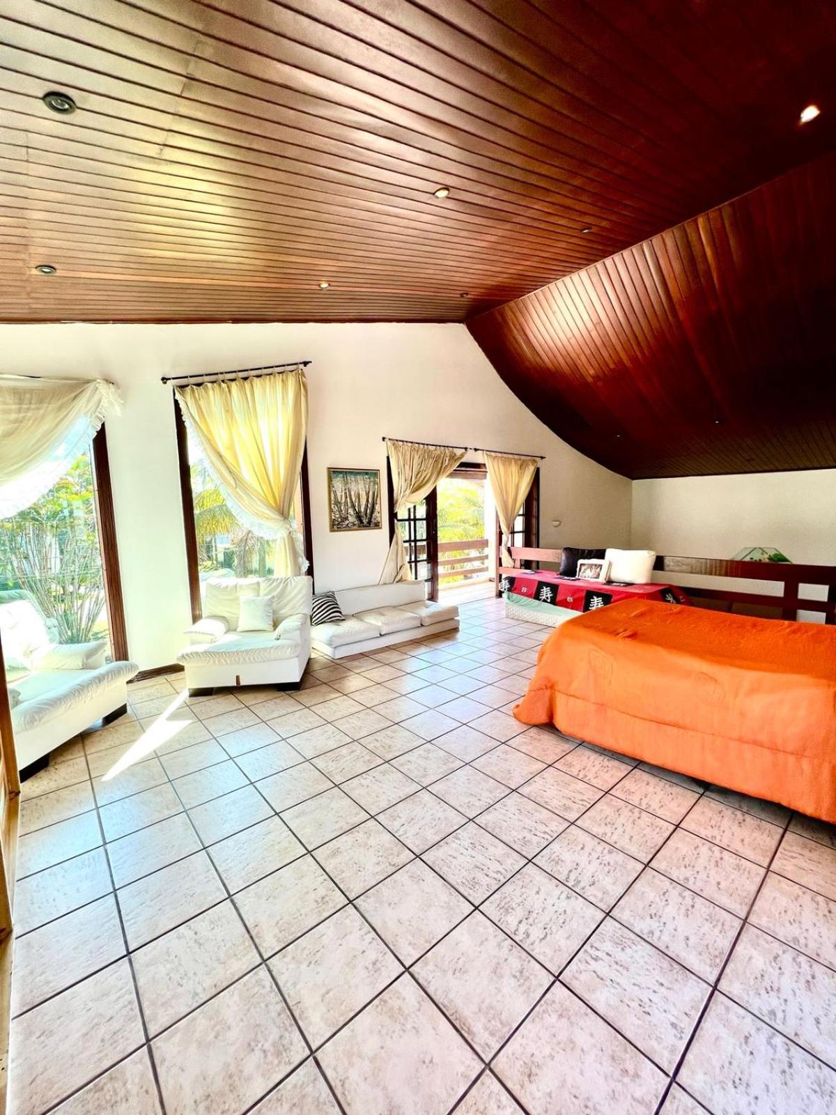 Casa com piscina no Acapulco, Guarujá SP 3