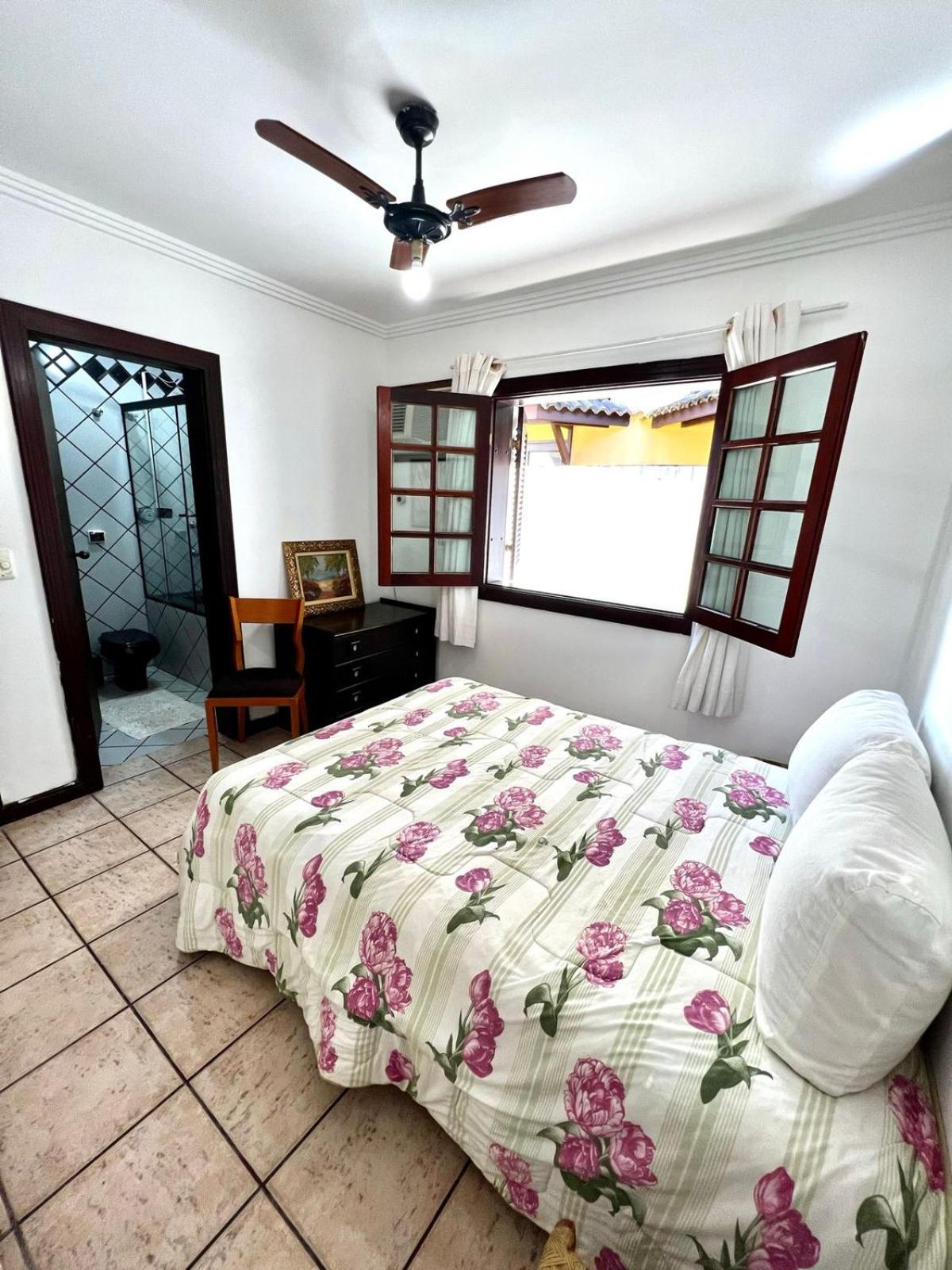 Casa com piscina no Acapulco, Guarujá SP 3