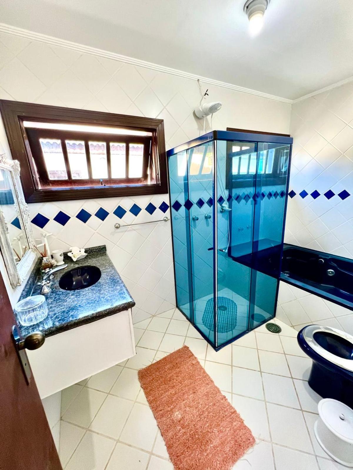 Casa com piscina no Acapulco, Guarujá SP 3