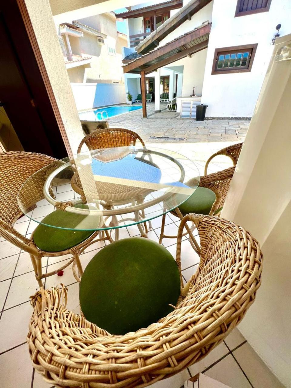 Casa com piscina no Acapulco, Guarujá SP 3
