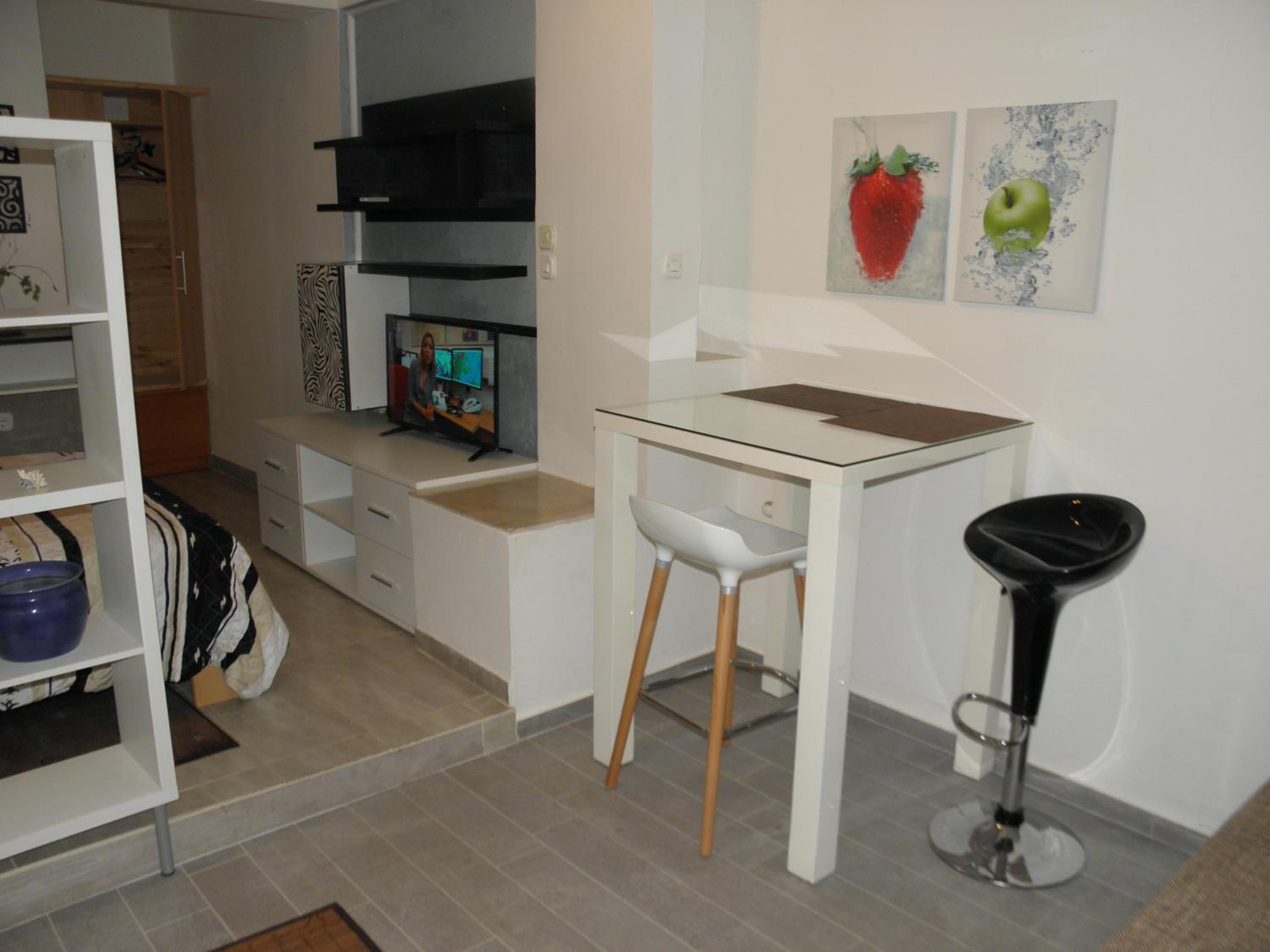 Apartments Markov