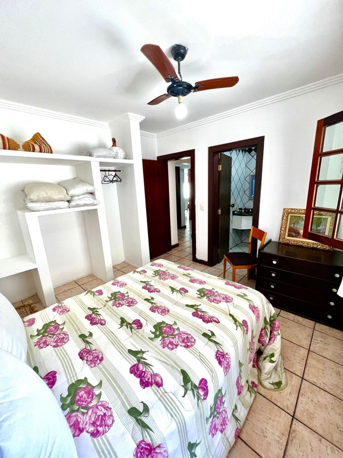 Casa com piscina no Acapulco, Guarujá SP 3