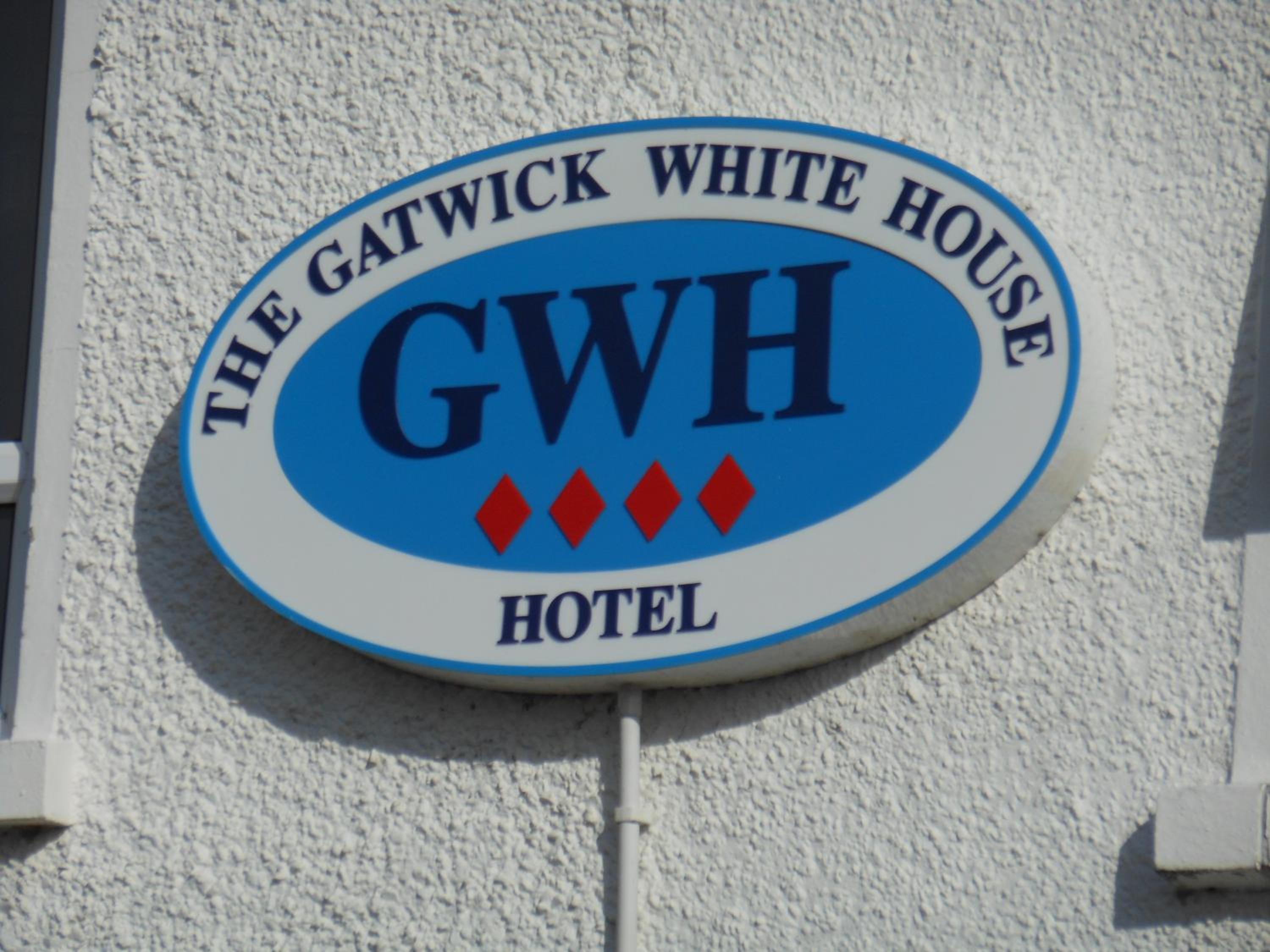 Horley Vacations - The Gatwick White House Hotel - Property Image 8