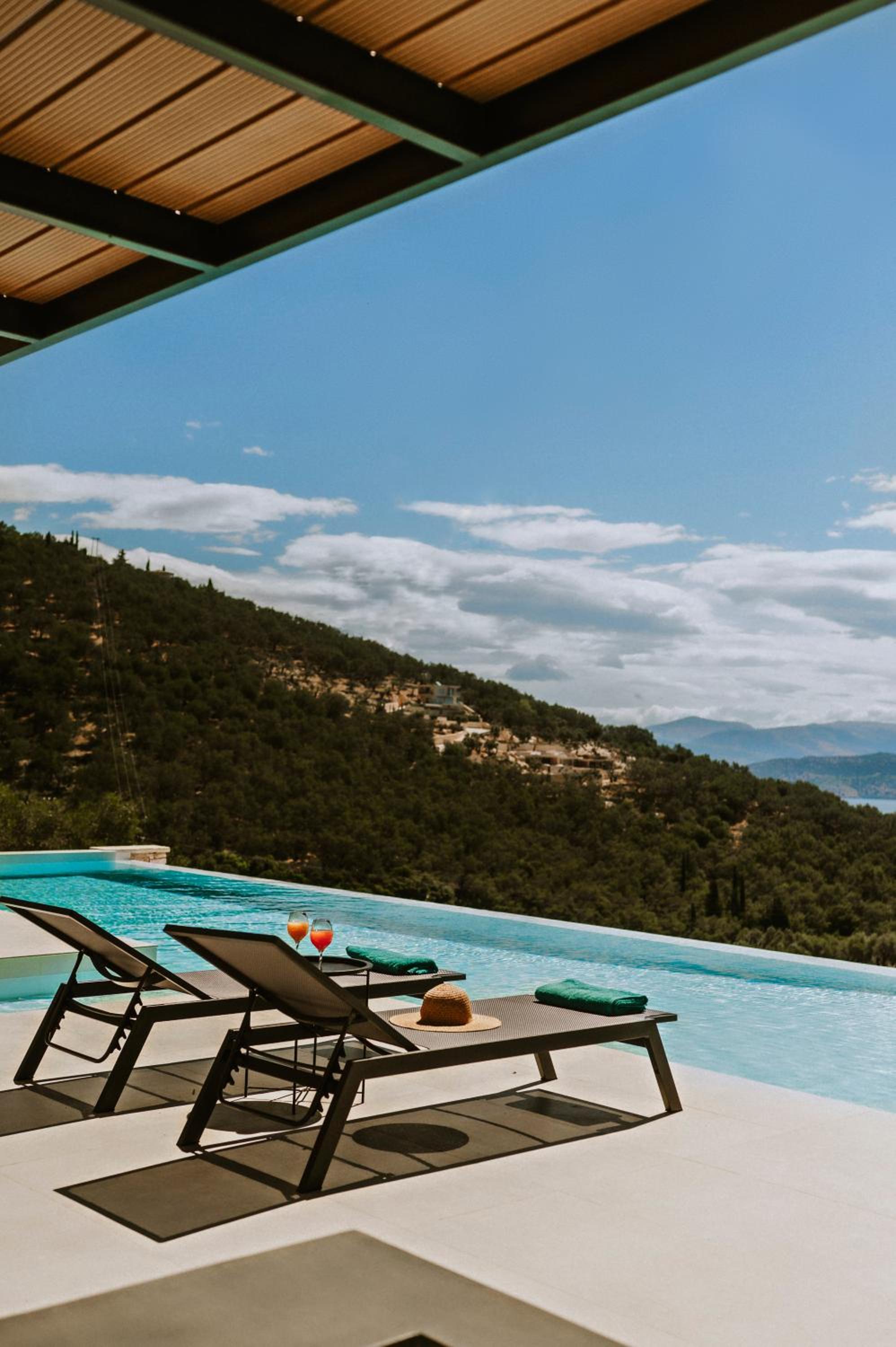Saphira Villa by WhiteDream Villas