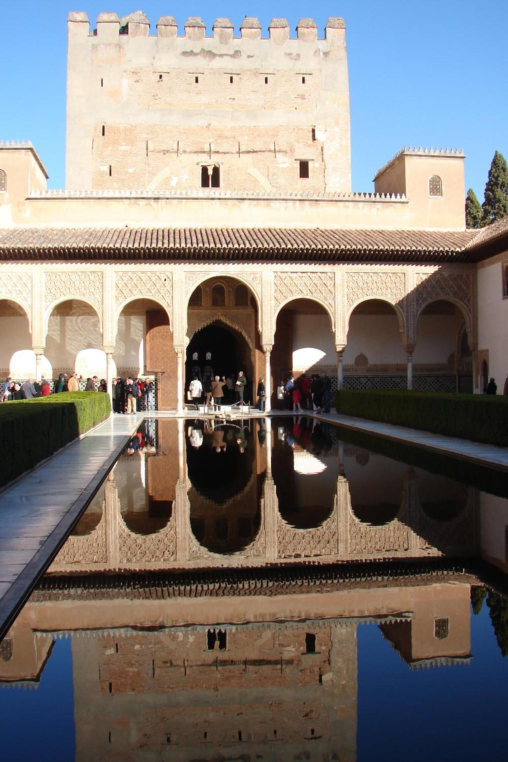 La Alcandora view 3