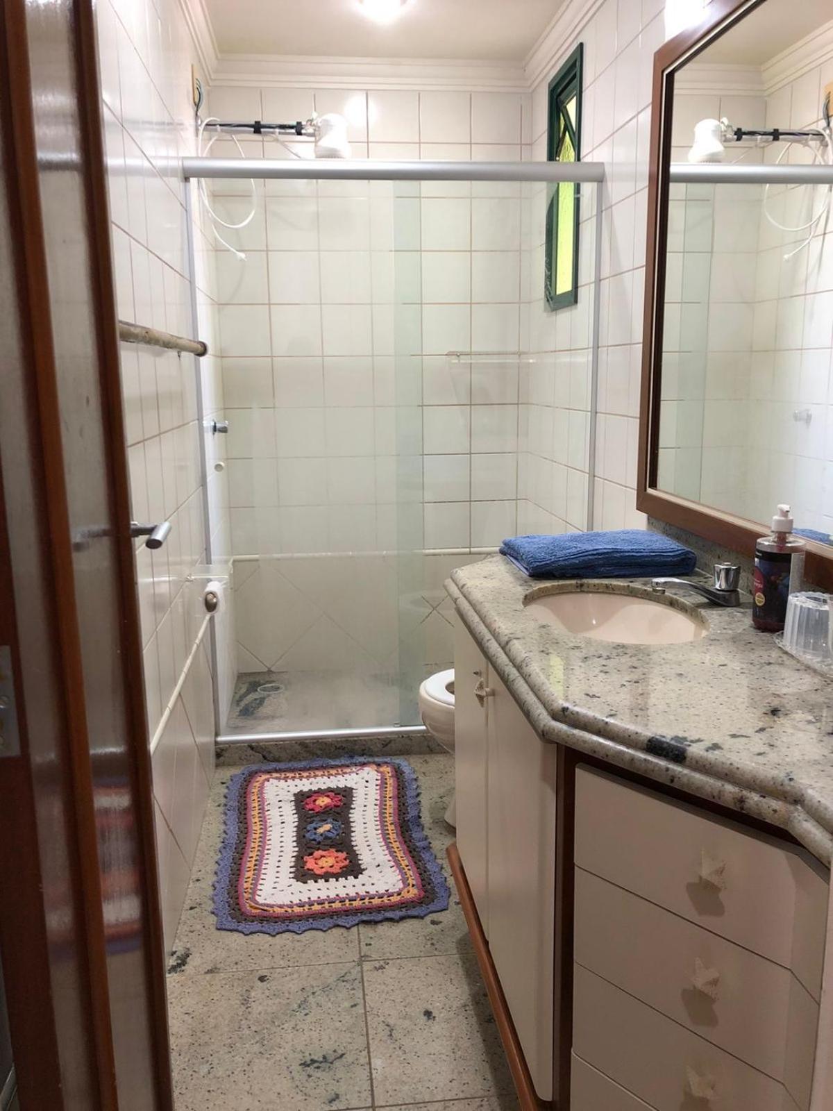 Amplo apartamento em Guarapari com vistas pro mar