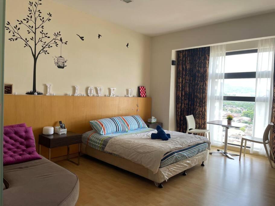 Romantic Suite with Private Jacuzzi 176