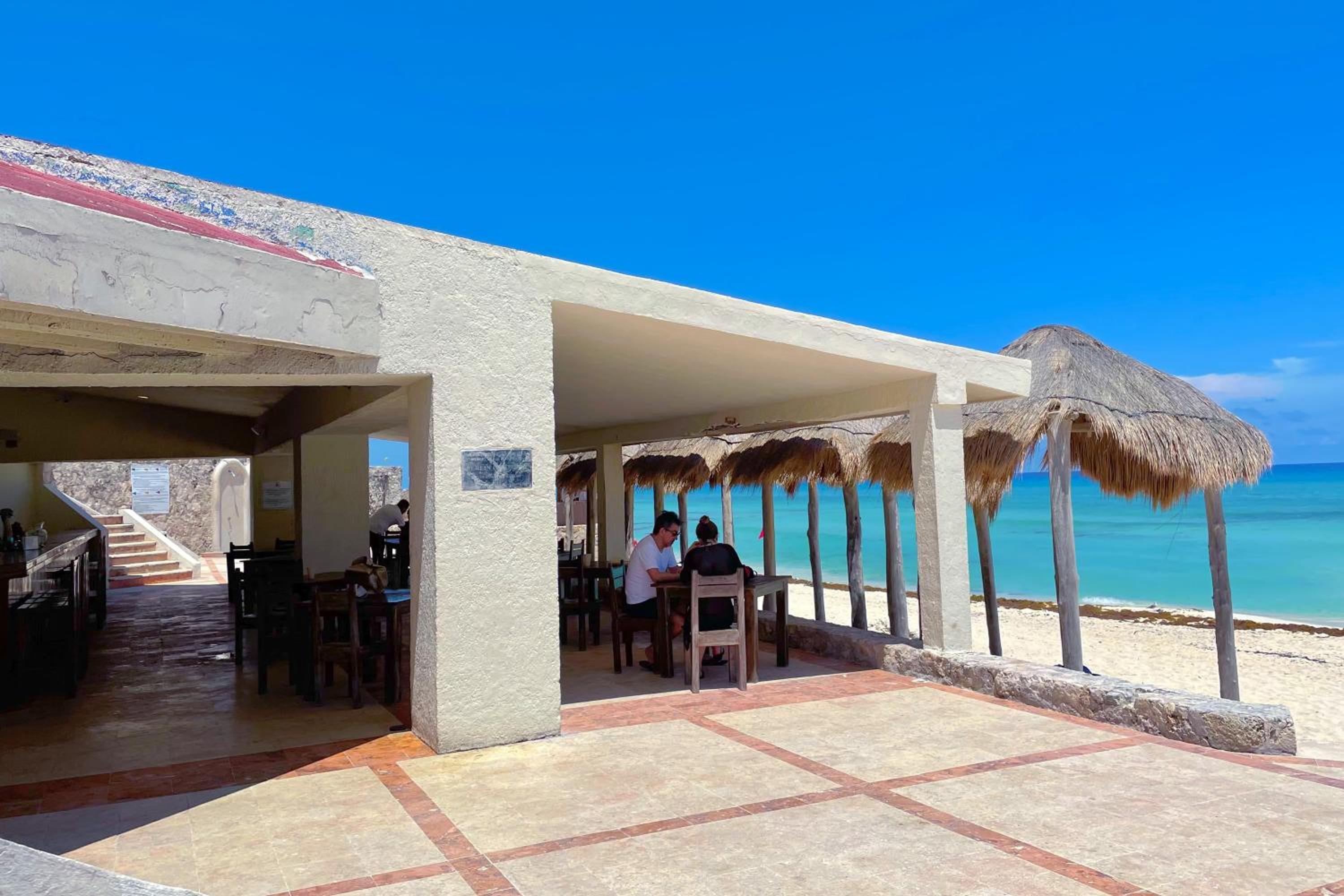 Beach, fun & relax at the Hotel Zone in Cancun
