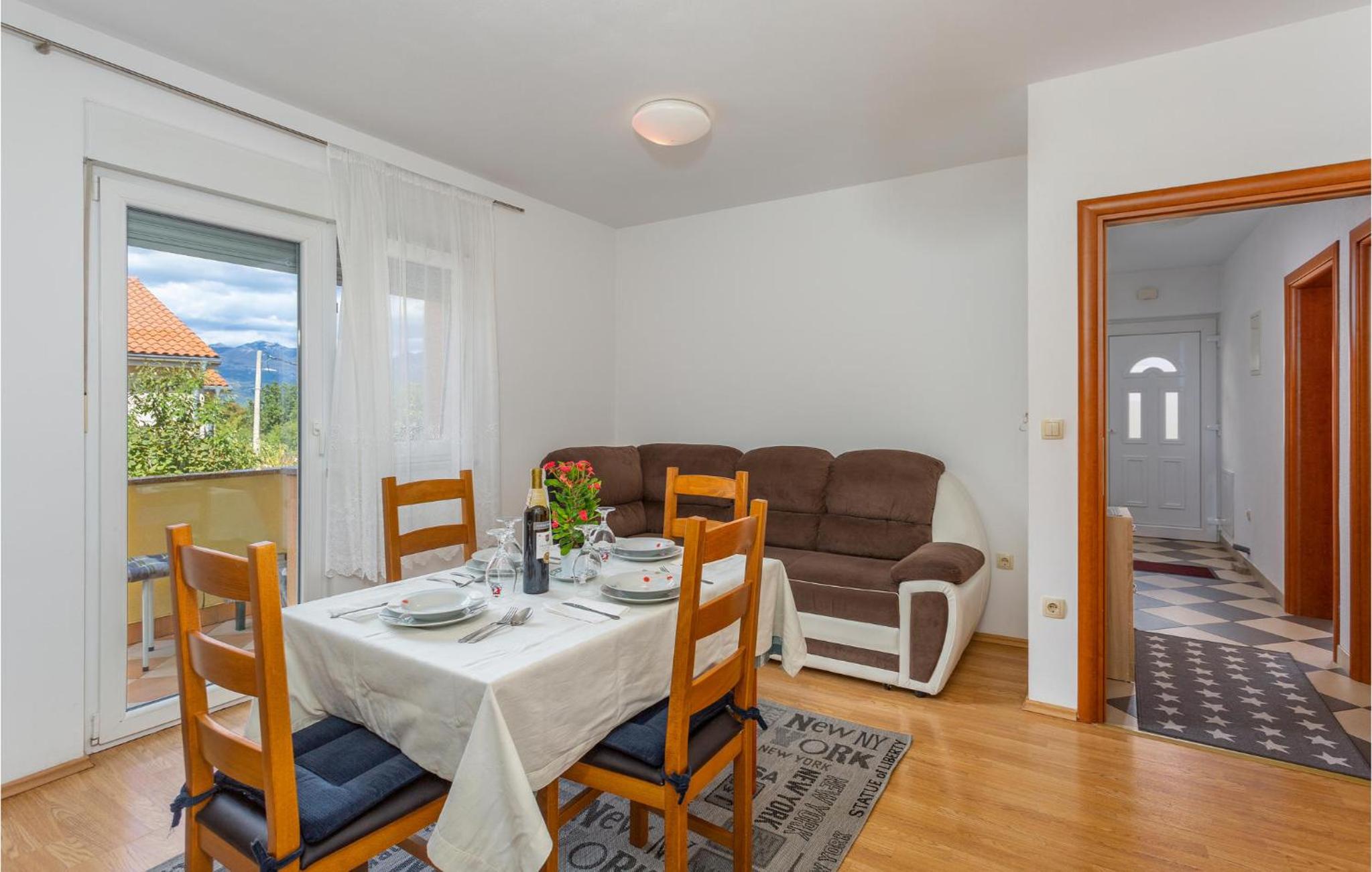2 Bedroom Awesome Apartment In Rijeka view 4