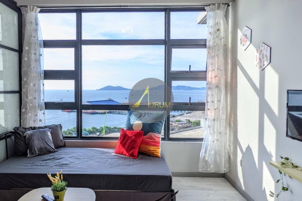 Ocean-sunset view 2 bedroom suite @ Jesselton Quay photo 4
