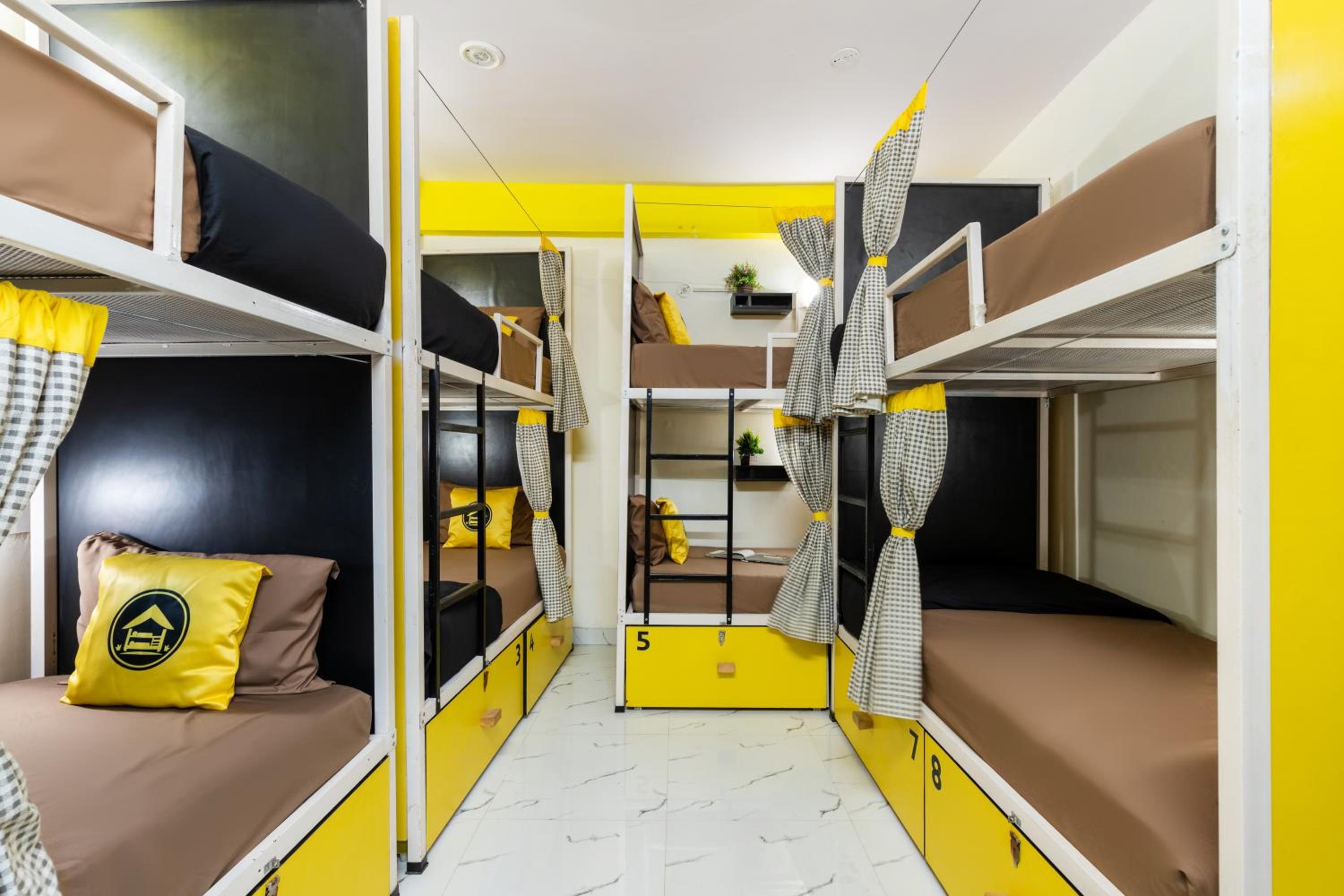 The Hosteller Agra