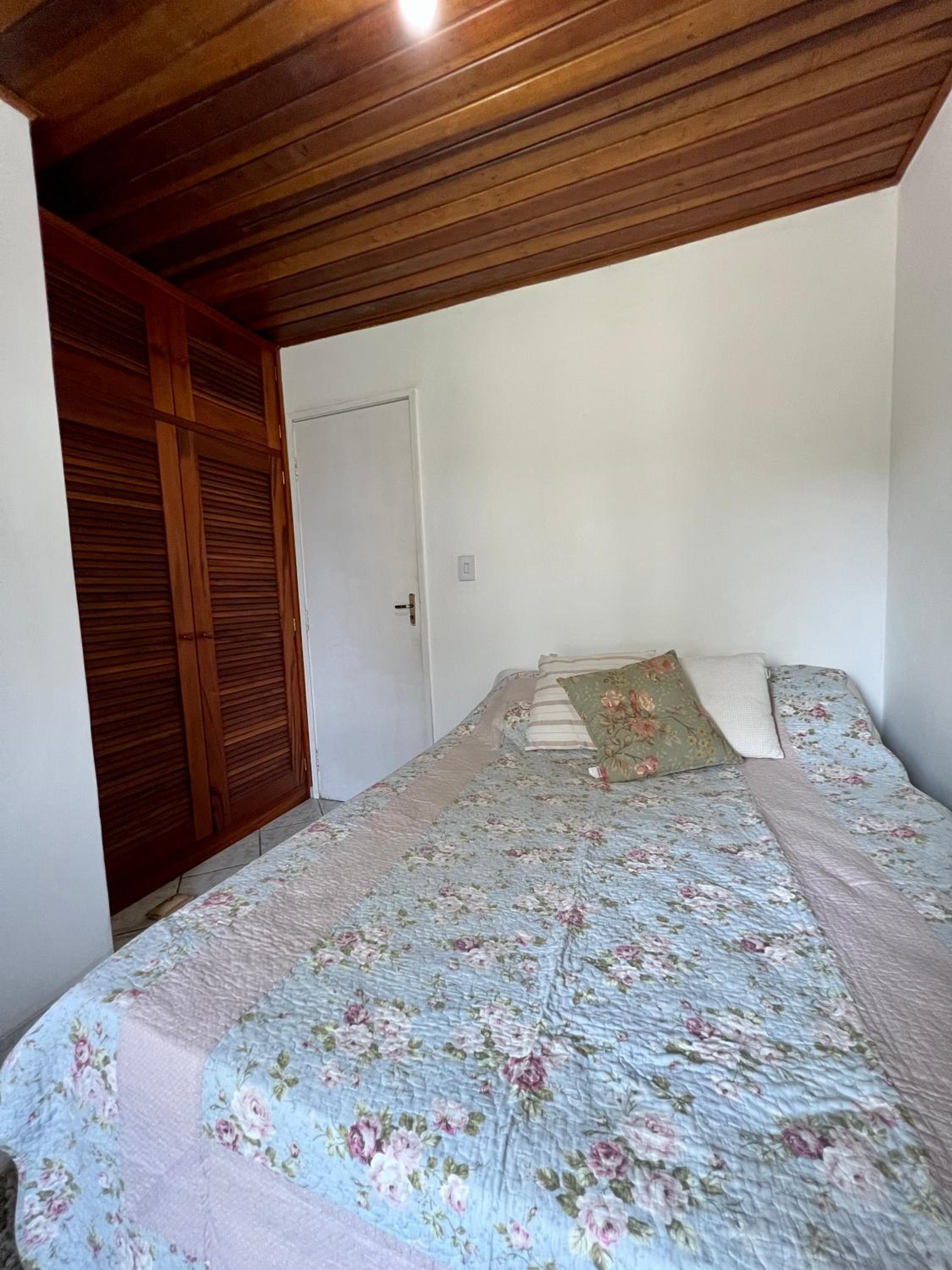 Casa verde no centro de Paraty