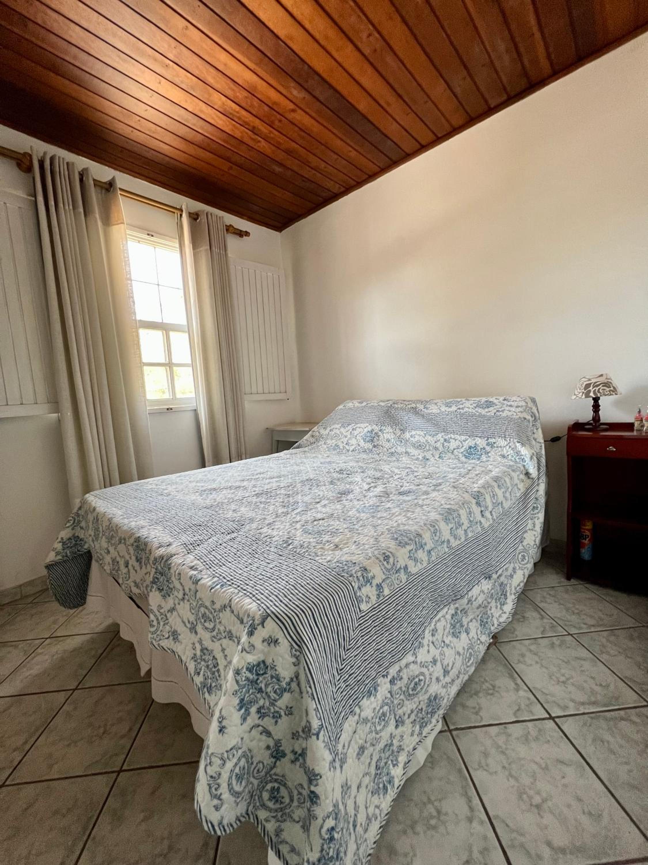 Casa verde no centro de Paraty