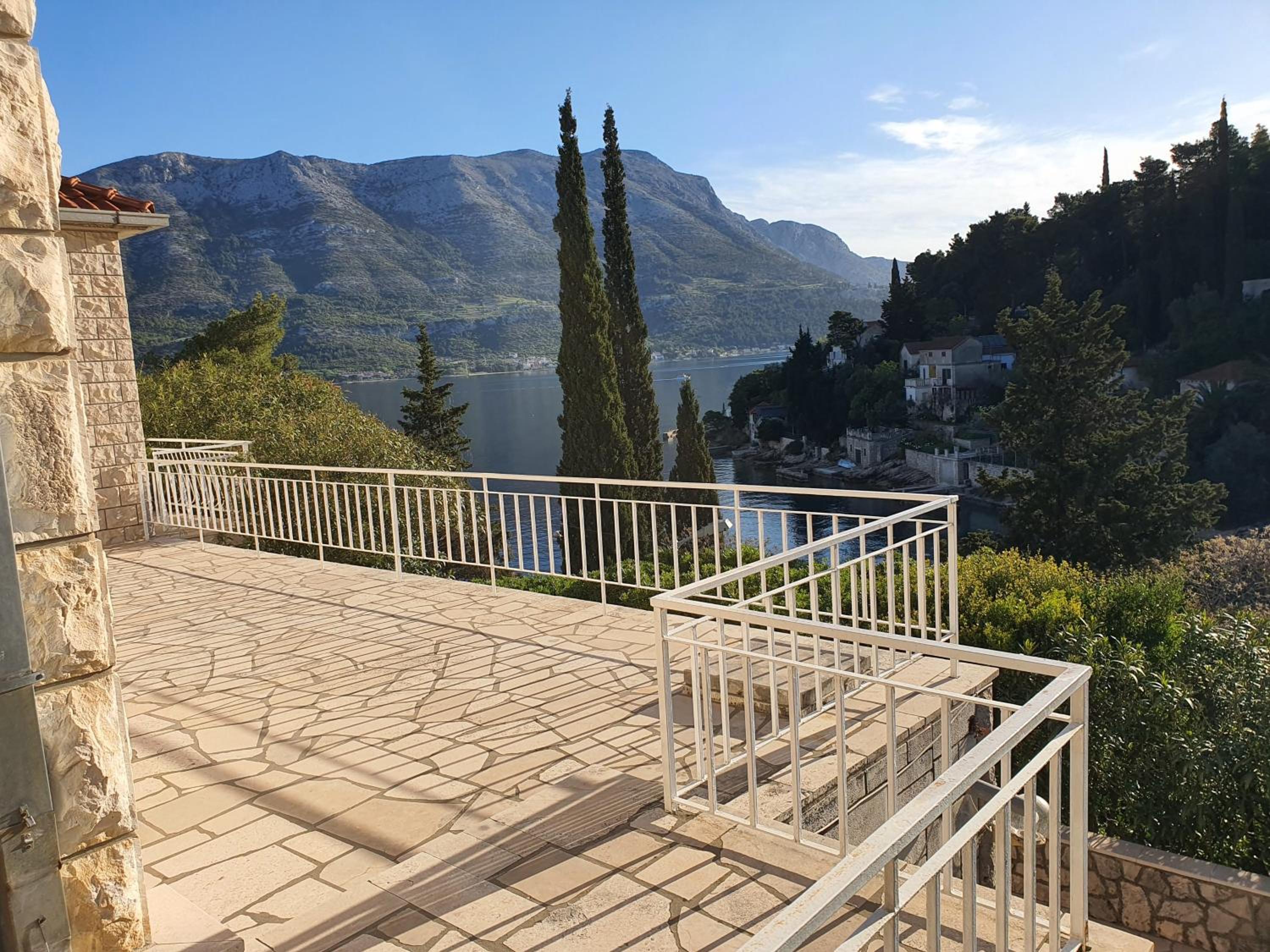 Boki Korcula view 3