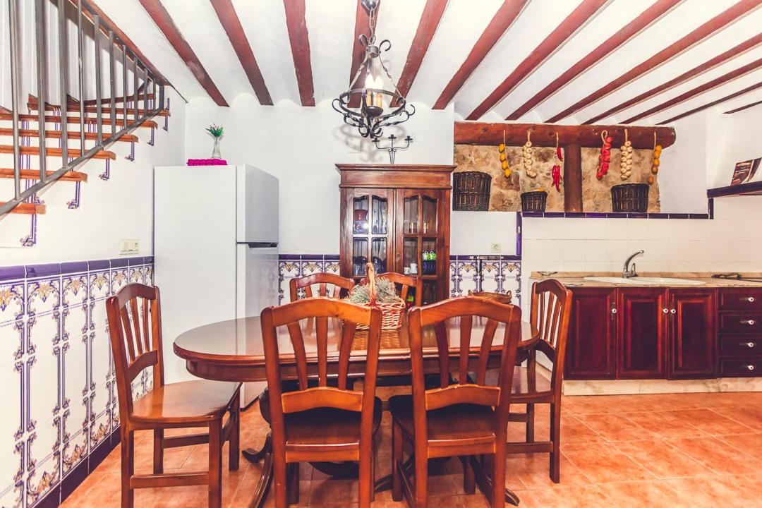 Las Casicas del Tío Ángel-B photo 3