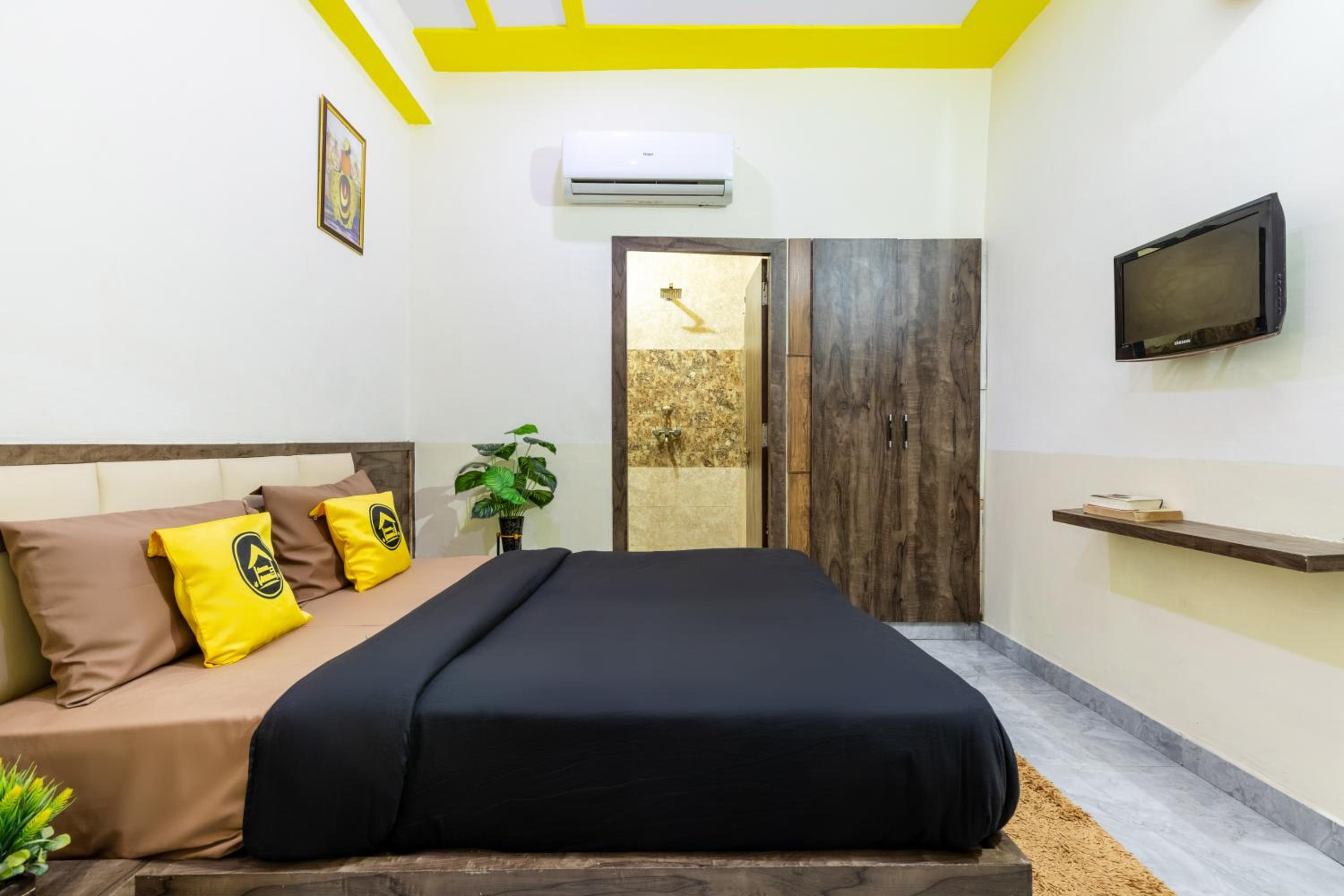 The Hosteller Agra