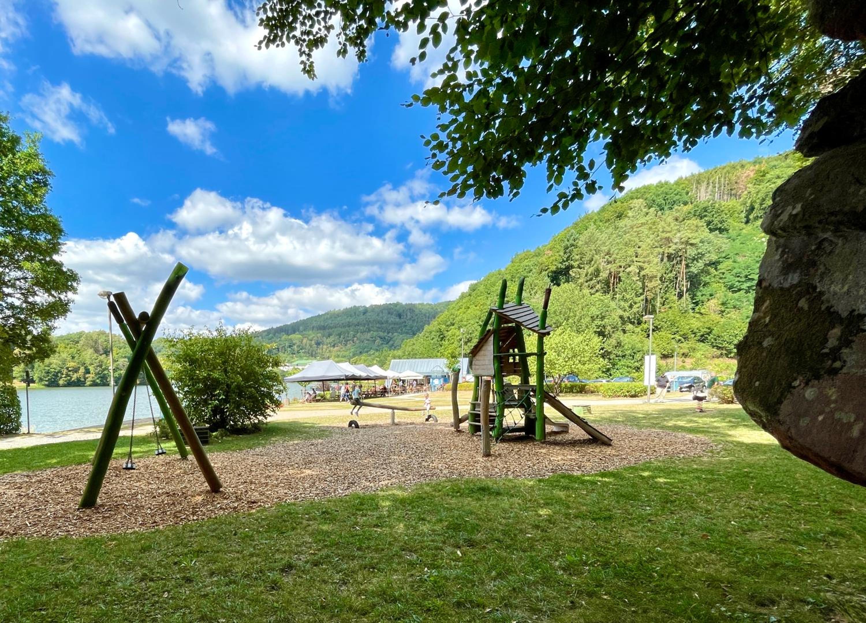 Eifelhäuschen am See