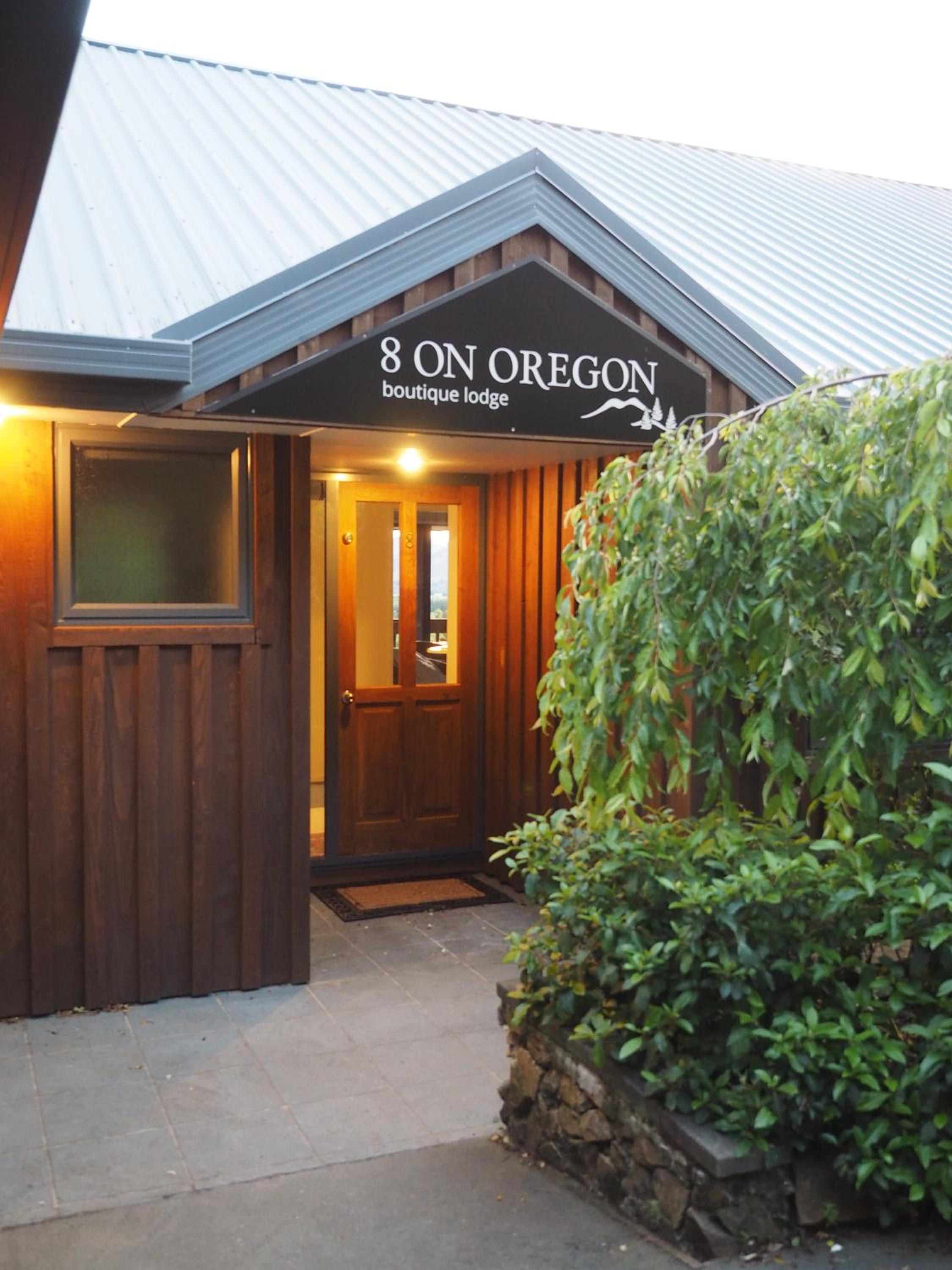 8 on Oregon Boutique Lodge