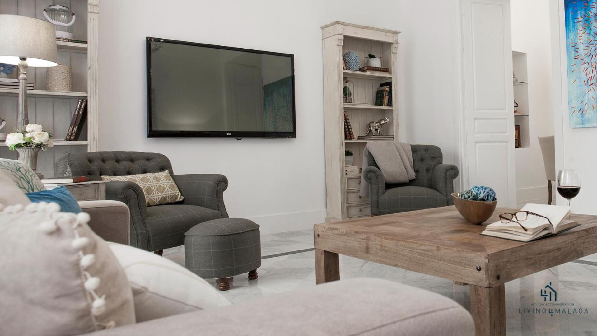Living4Malaga Aduana Presidential