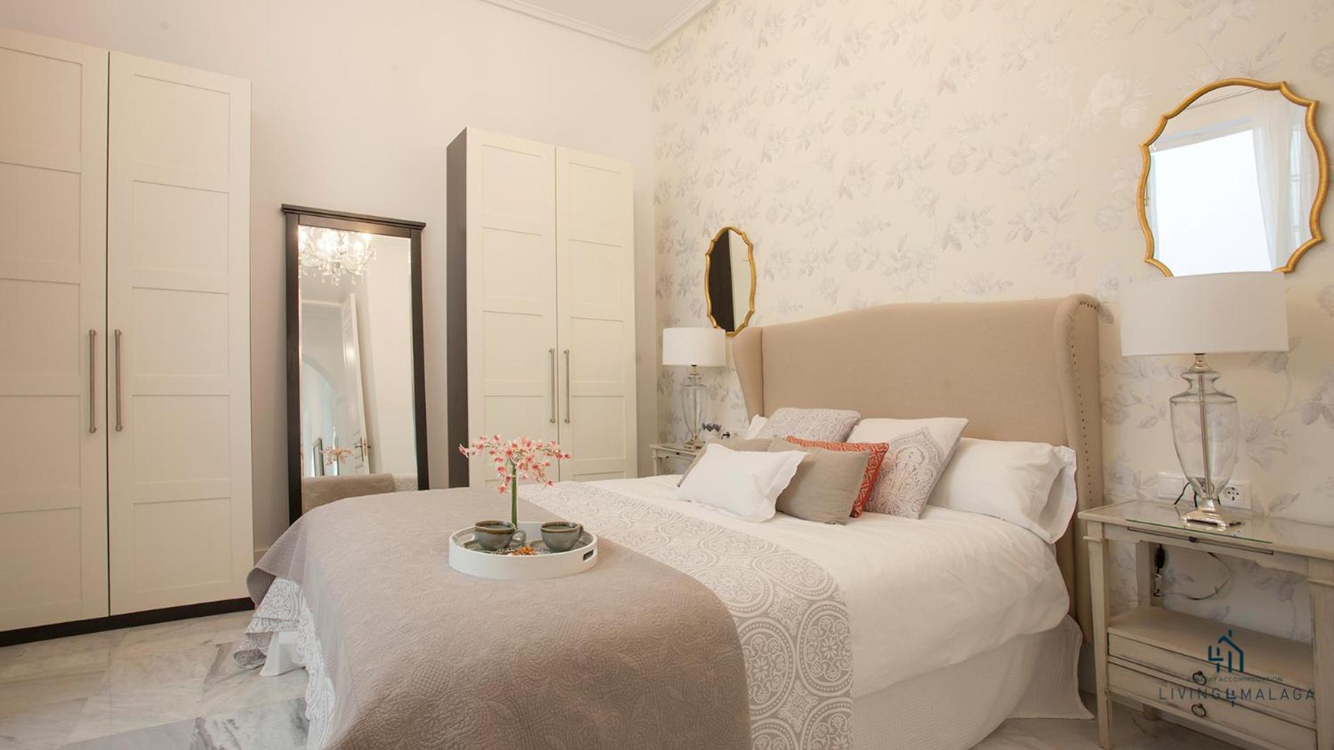 Living4Malaga Aduana Presidential