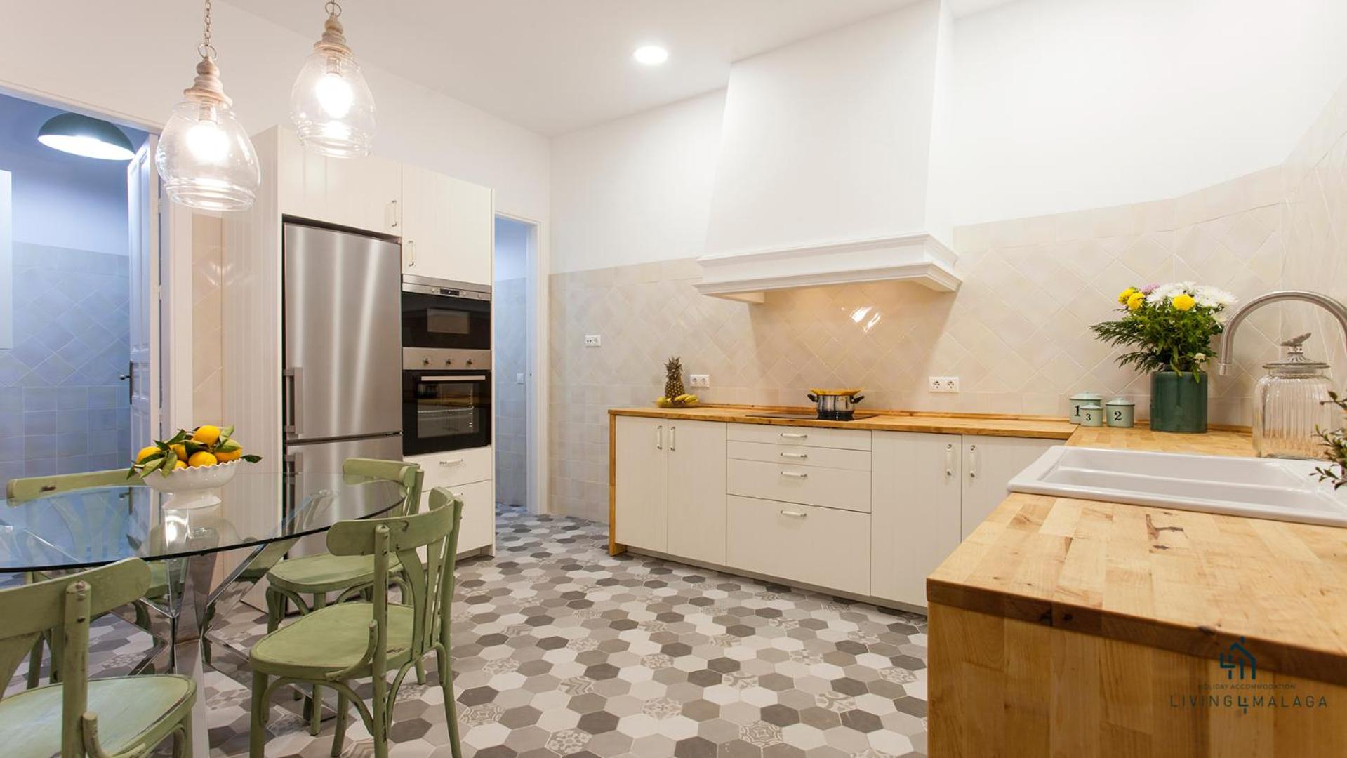 Living4Malaga Aduana Presidential