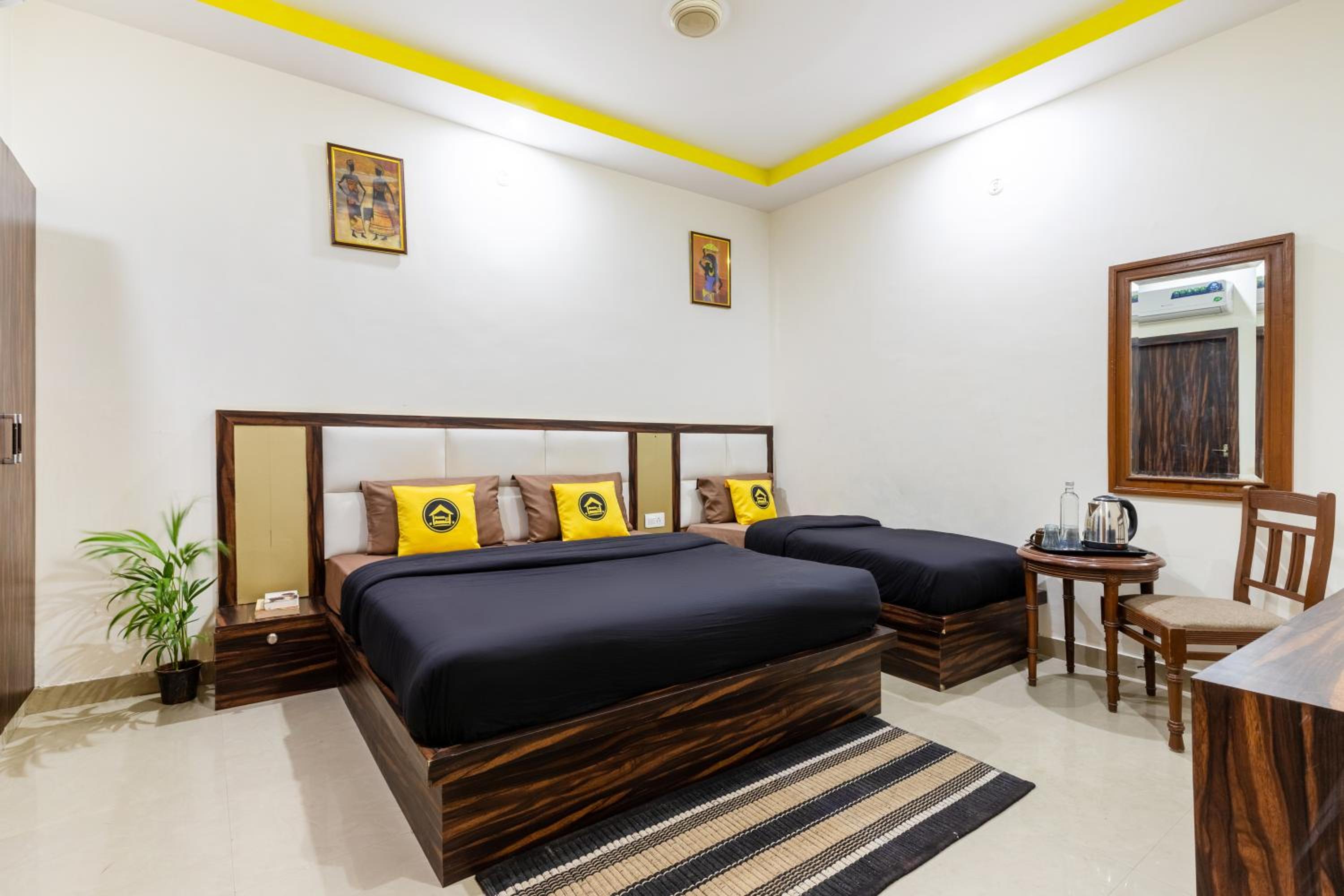 The Hosteller Agra