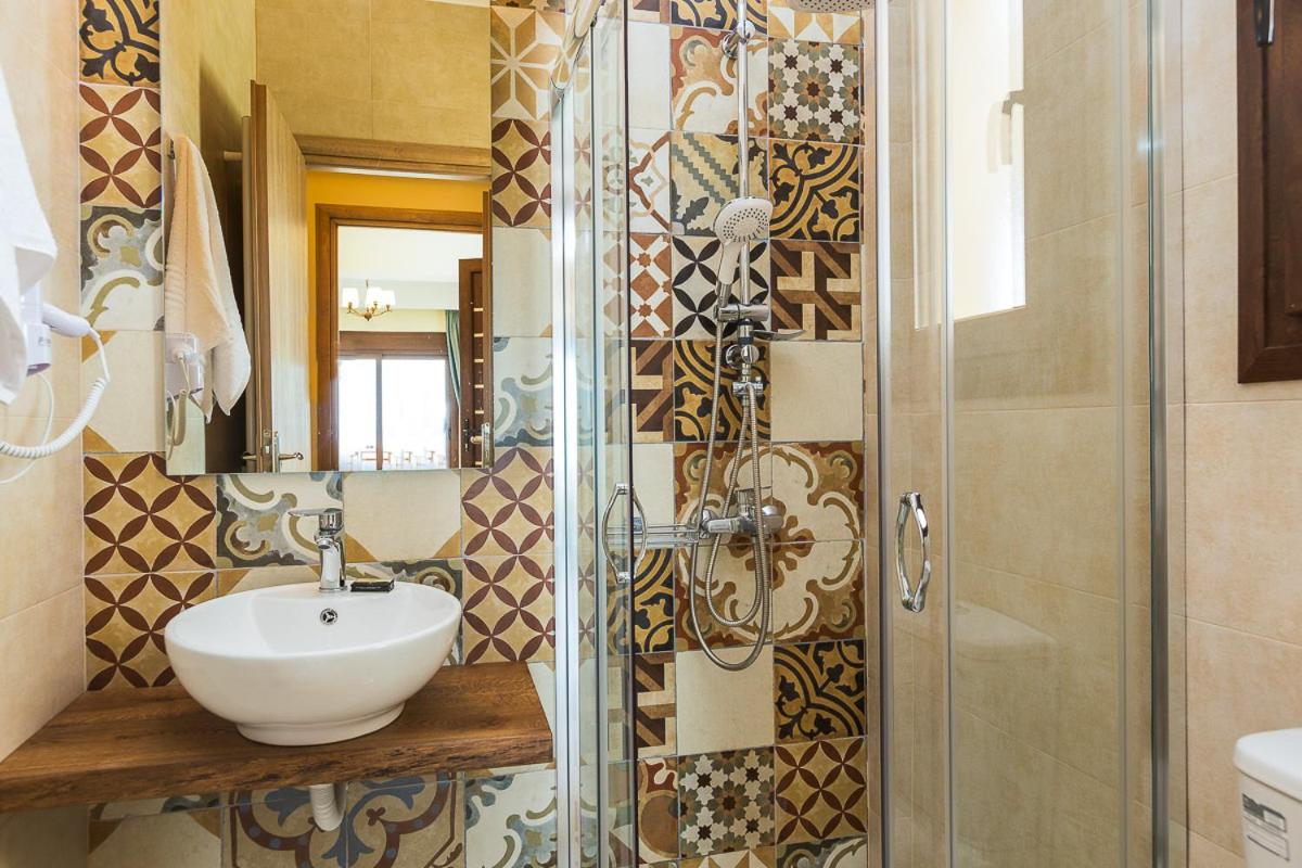 Roupes Villa I, Family villa, Fantastic views, Private pool