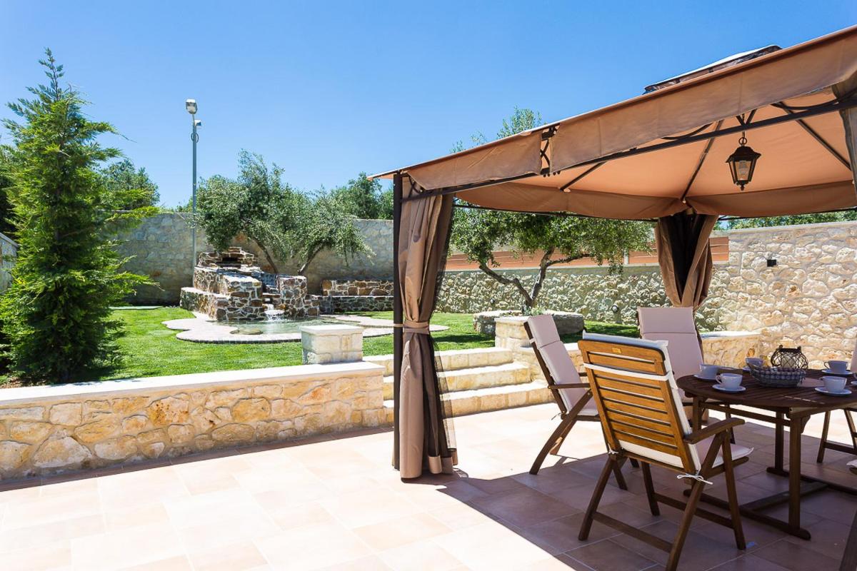 Roupes Villa I, Family villa, Fantastic views, Private pool