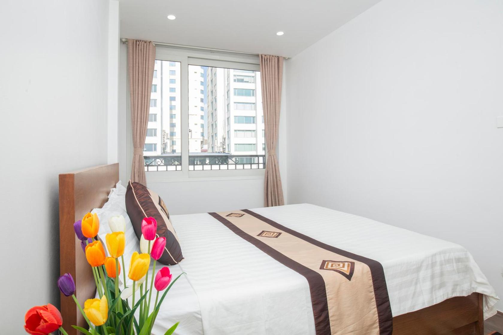 Sumitomo Tower-1 Bed Apartment & Hotel