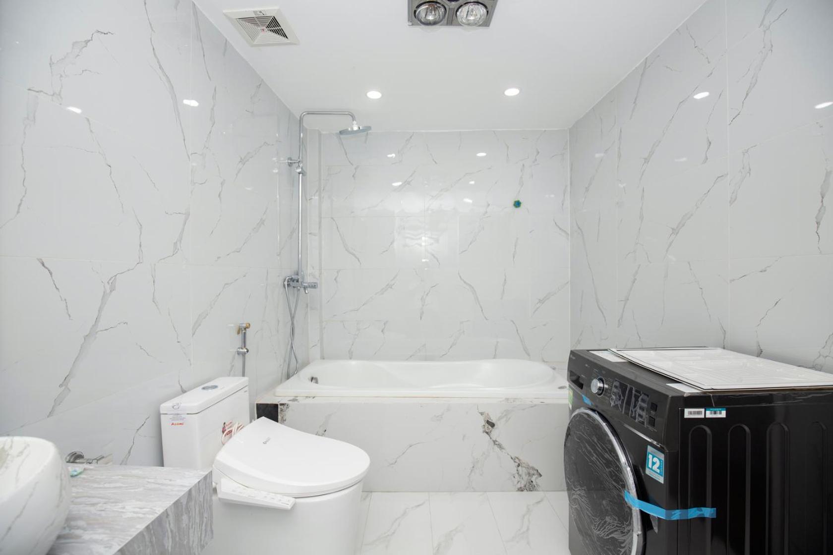 Sumitomo Tower-1 Bed Apartment & Hotel