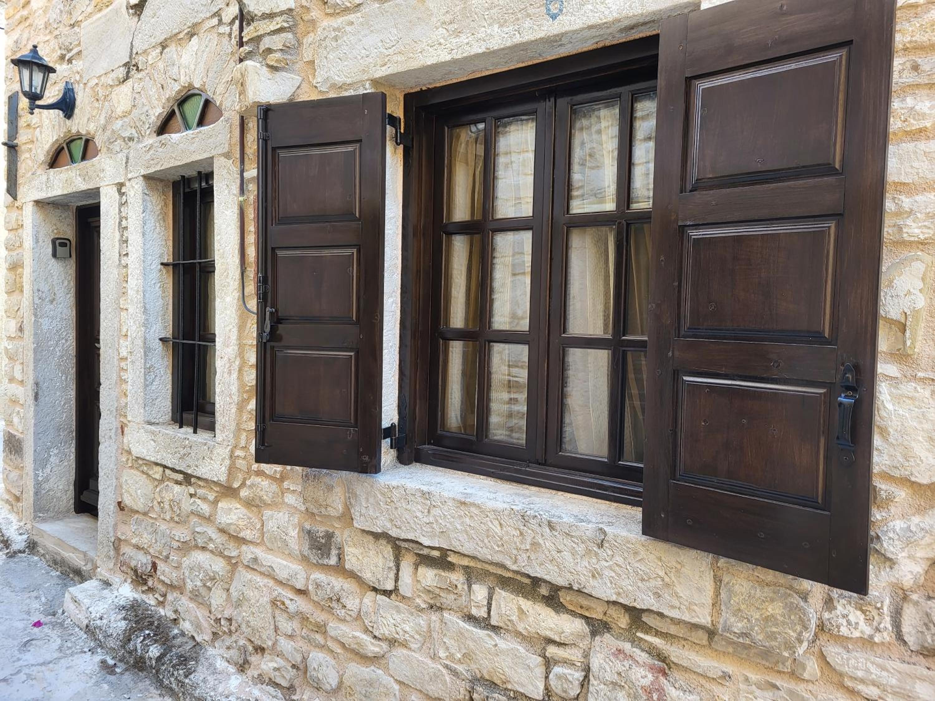 Traditional Medieval Holiday House in Kalamoti view 5
