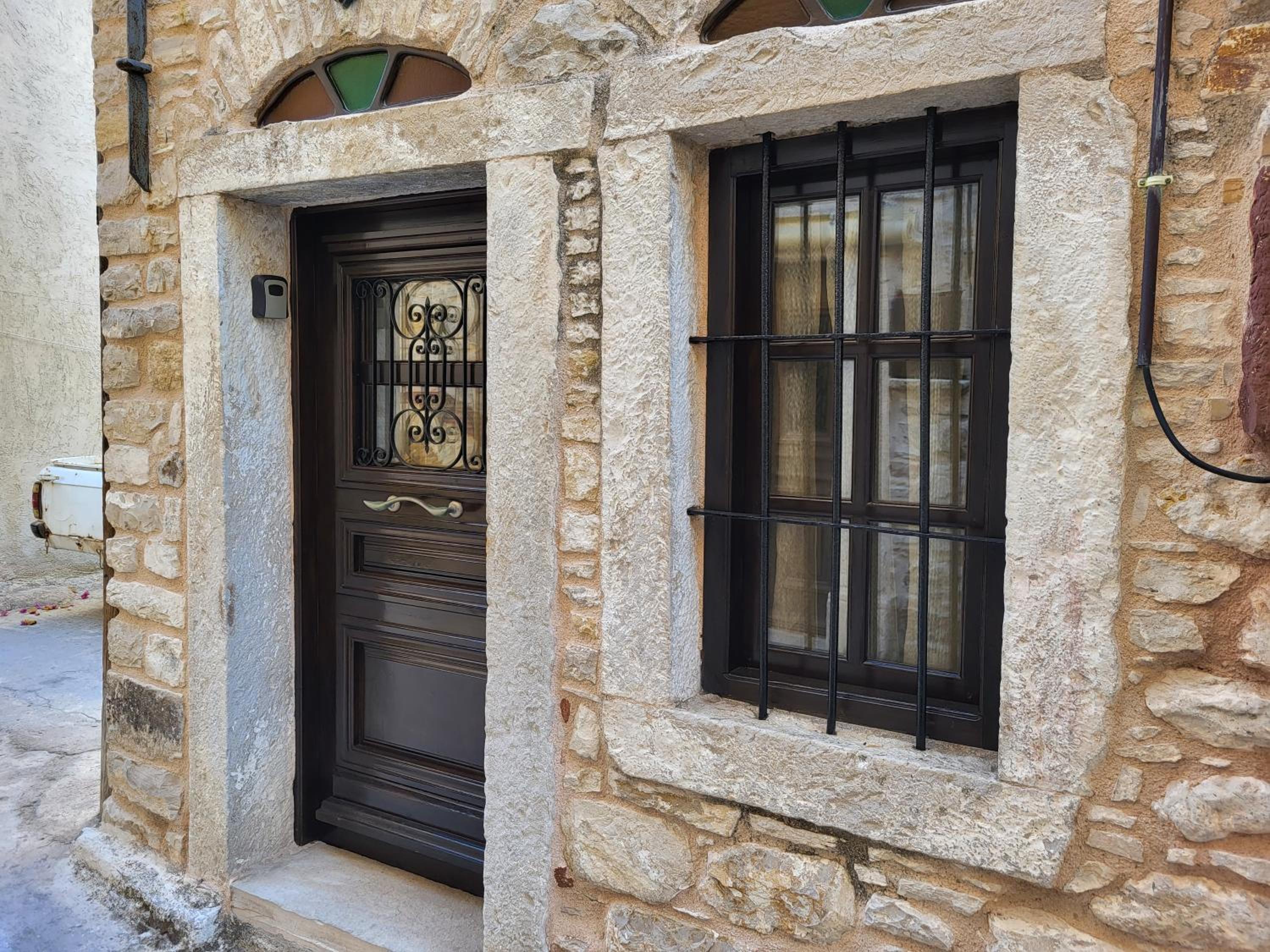 Traditional Medieval Holiday House in Kalamoti view 4