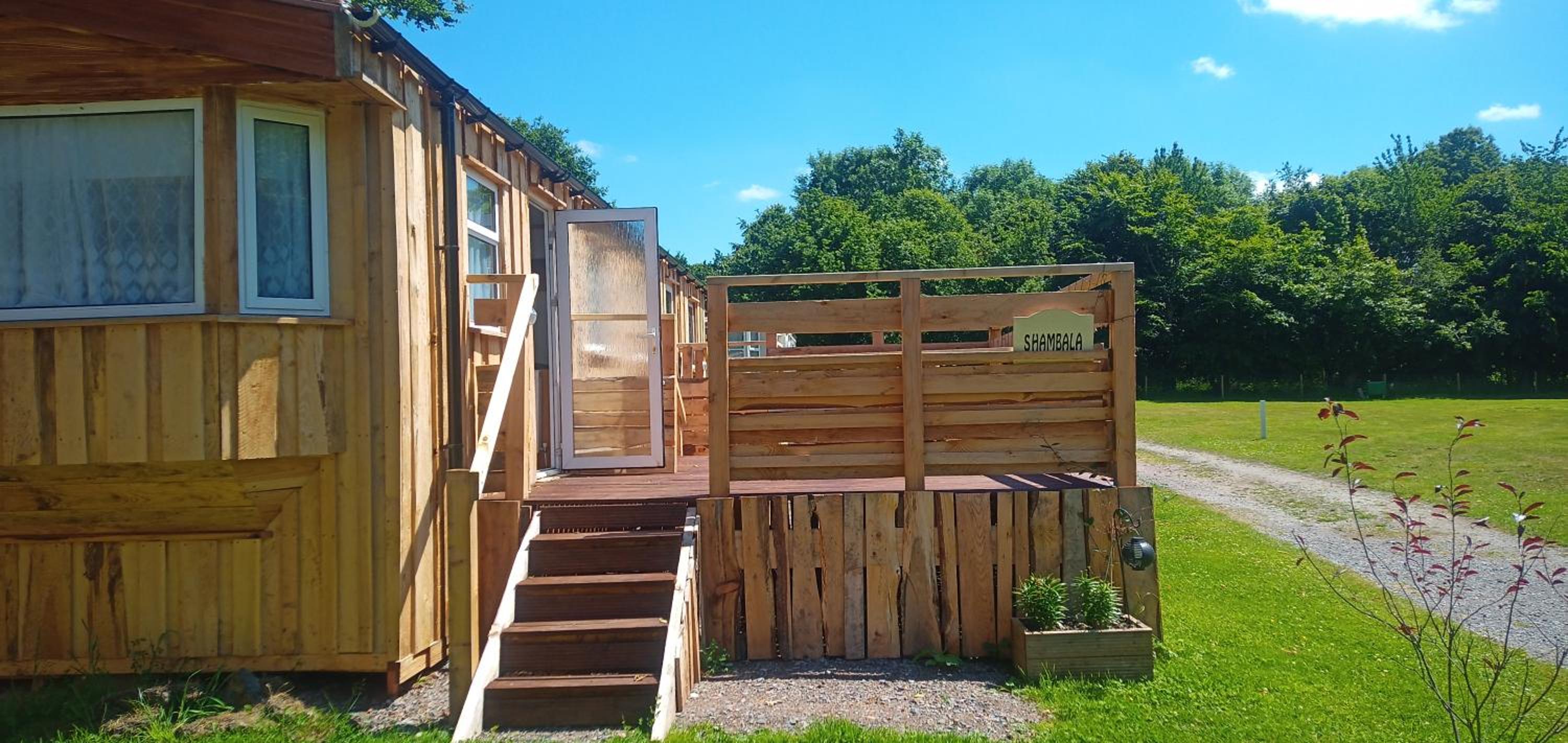 Postwood Gardens Country Cabins