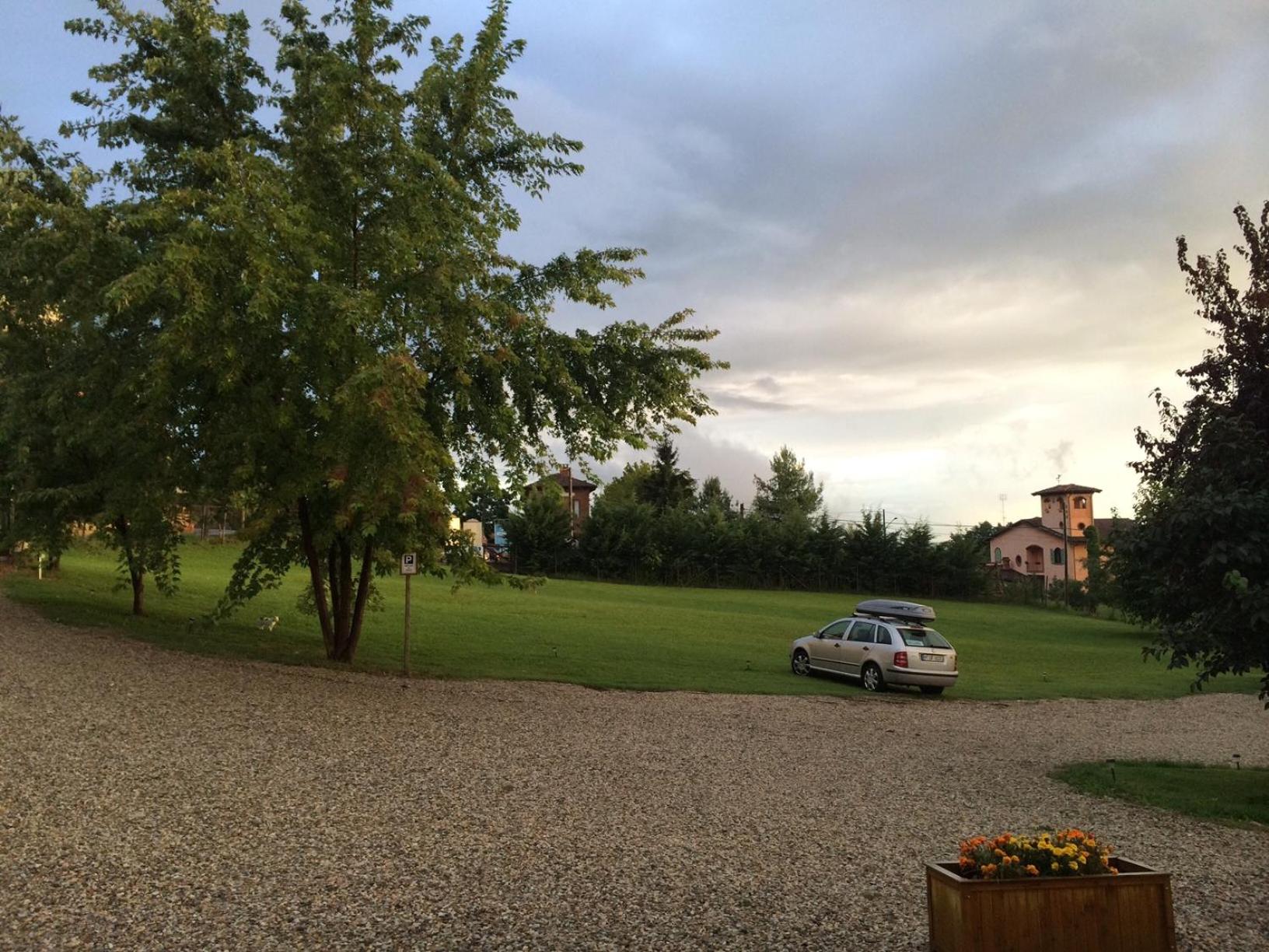 Photo 51