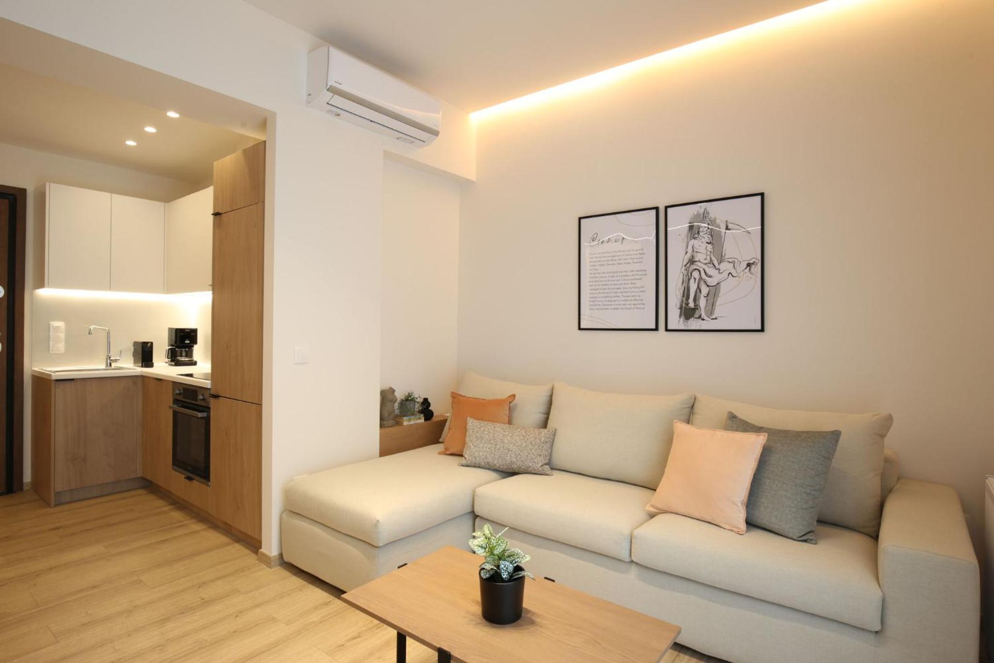 IO SUITES